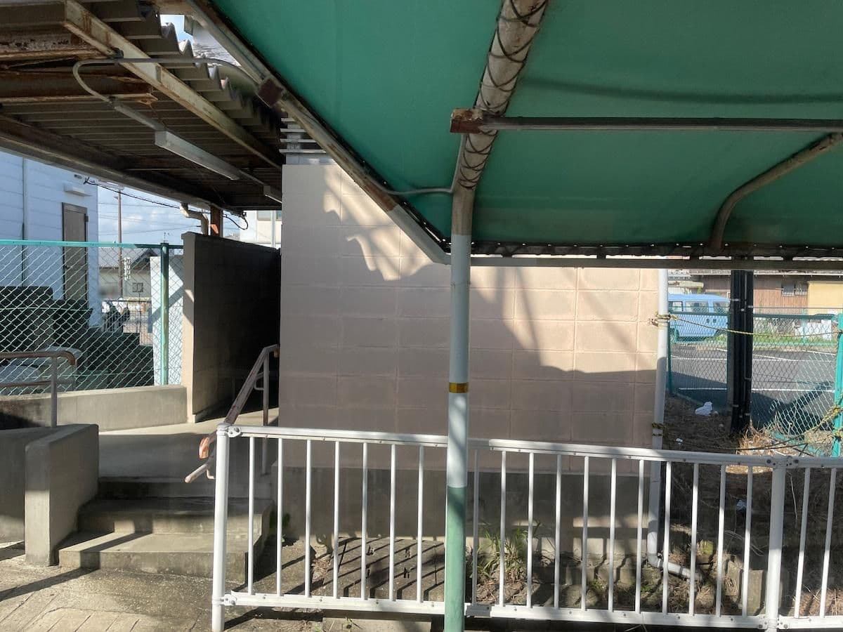 Street view near オテル・ド・マロニエ 湯の山温泉, Komono — © musashino5 (CC BY-SA · Mapillary)