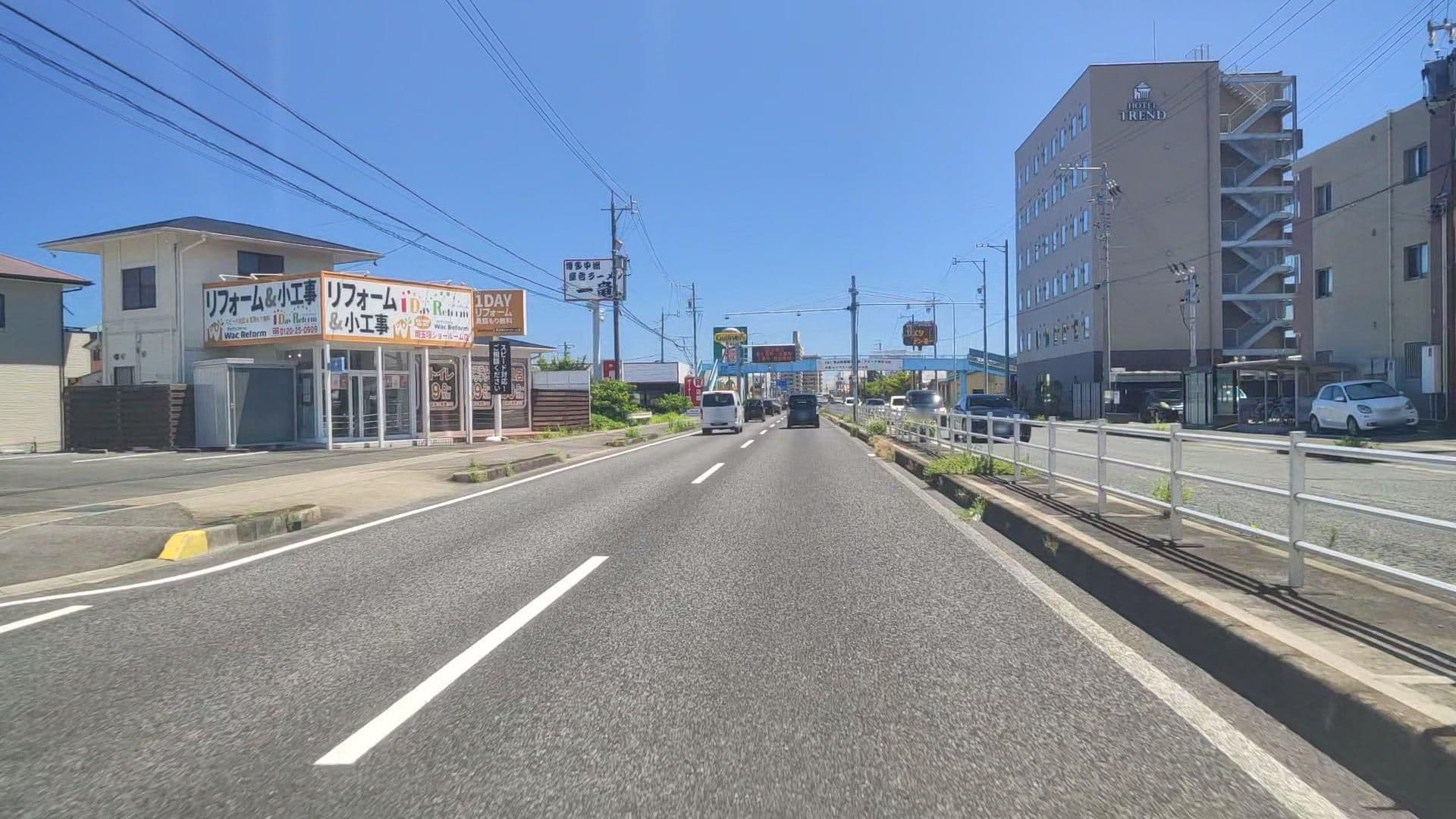 Street view near HOTEL TREND, Suzuka — © drivephotograph (CC BY-SA · Mapillary)