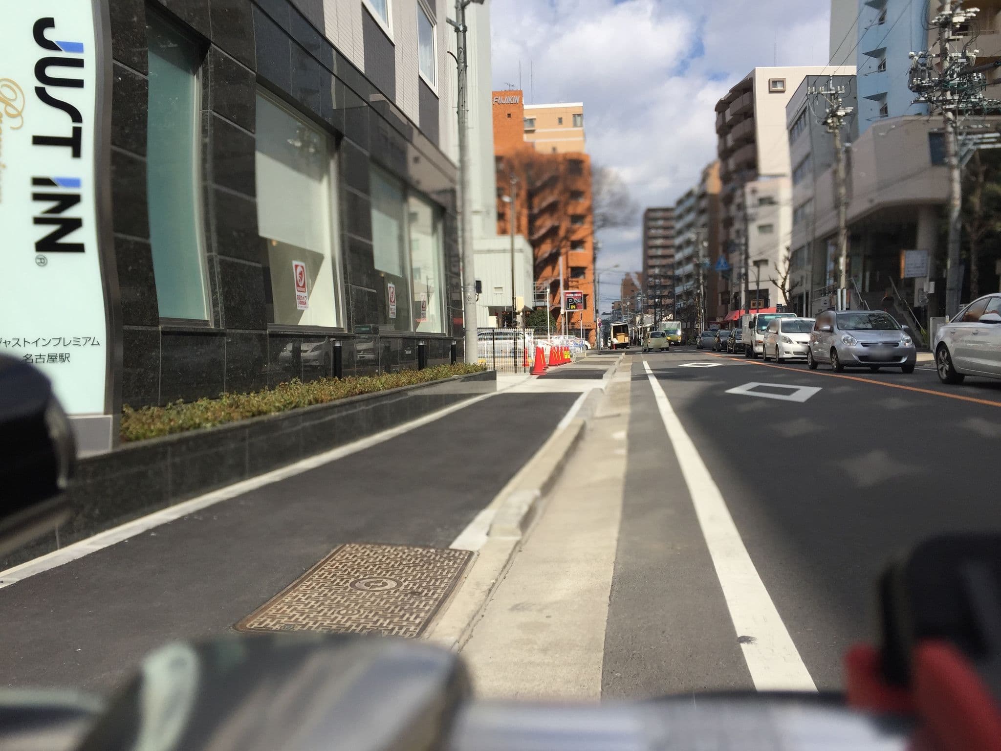 Street view near ジャストインプレミアム 名古屋駅, Sakae — © nishiokya (CC BY-SA · Mapillary)