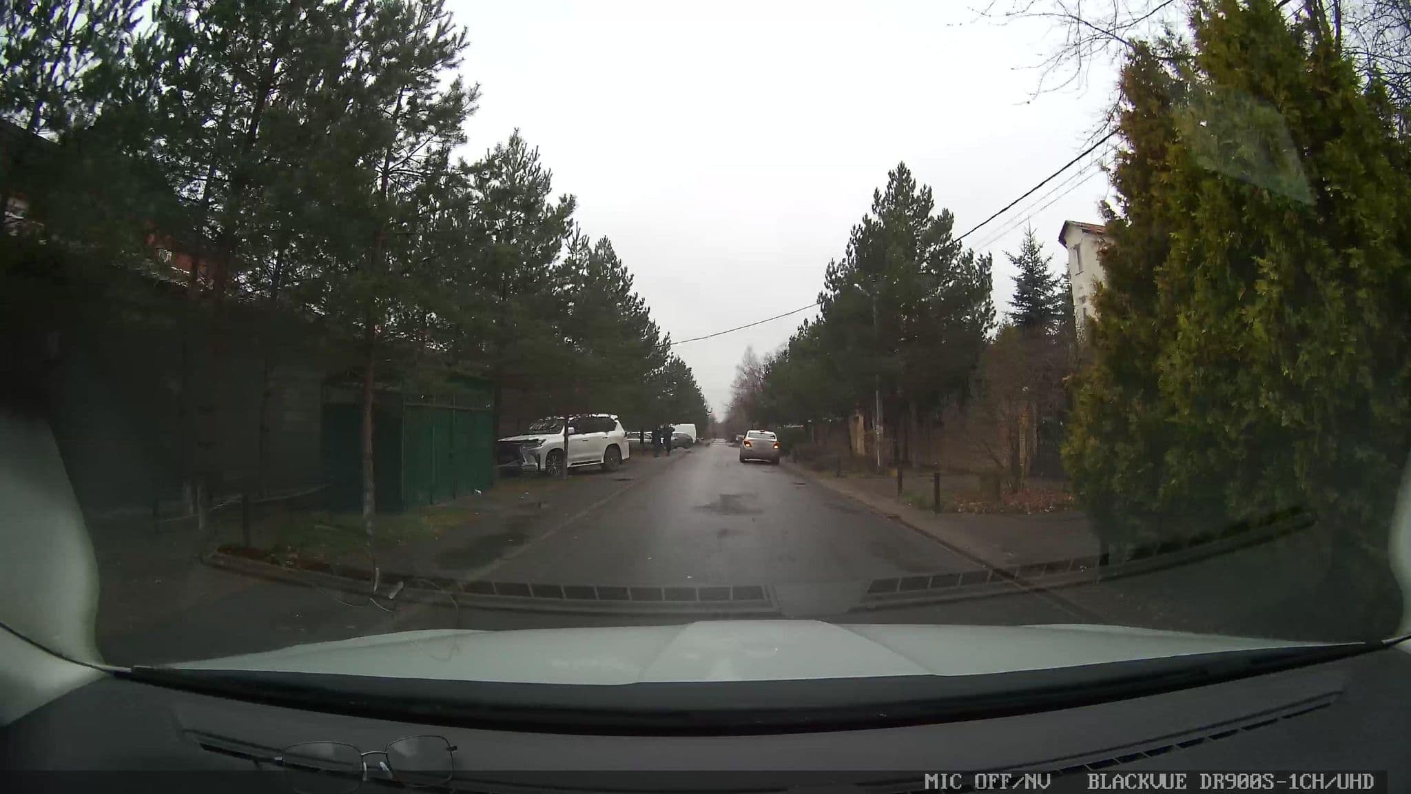 Street view near North Star, Dolgoprudnyy — © agorshkov (CC BY-SA · Mapillary)