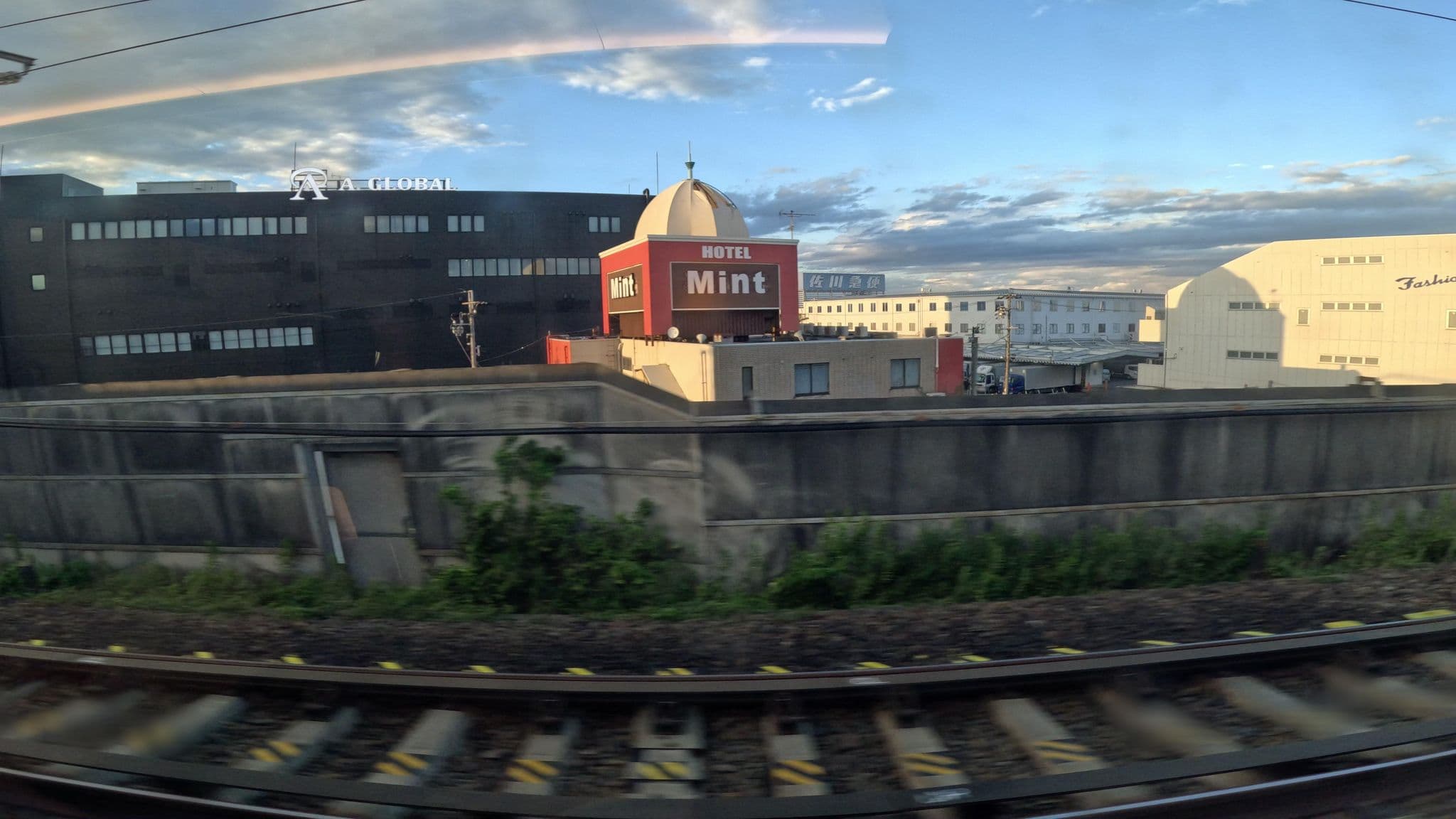 Street view near アウラ・スイート, Hashima — © okadatsuneo (CC BY-SA · Mapillary)