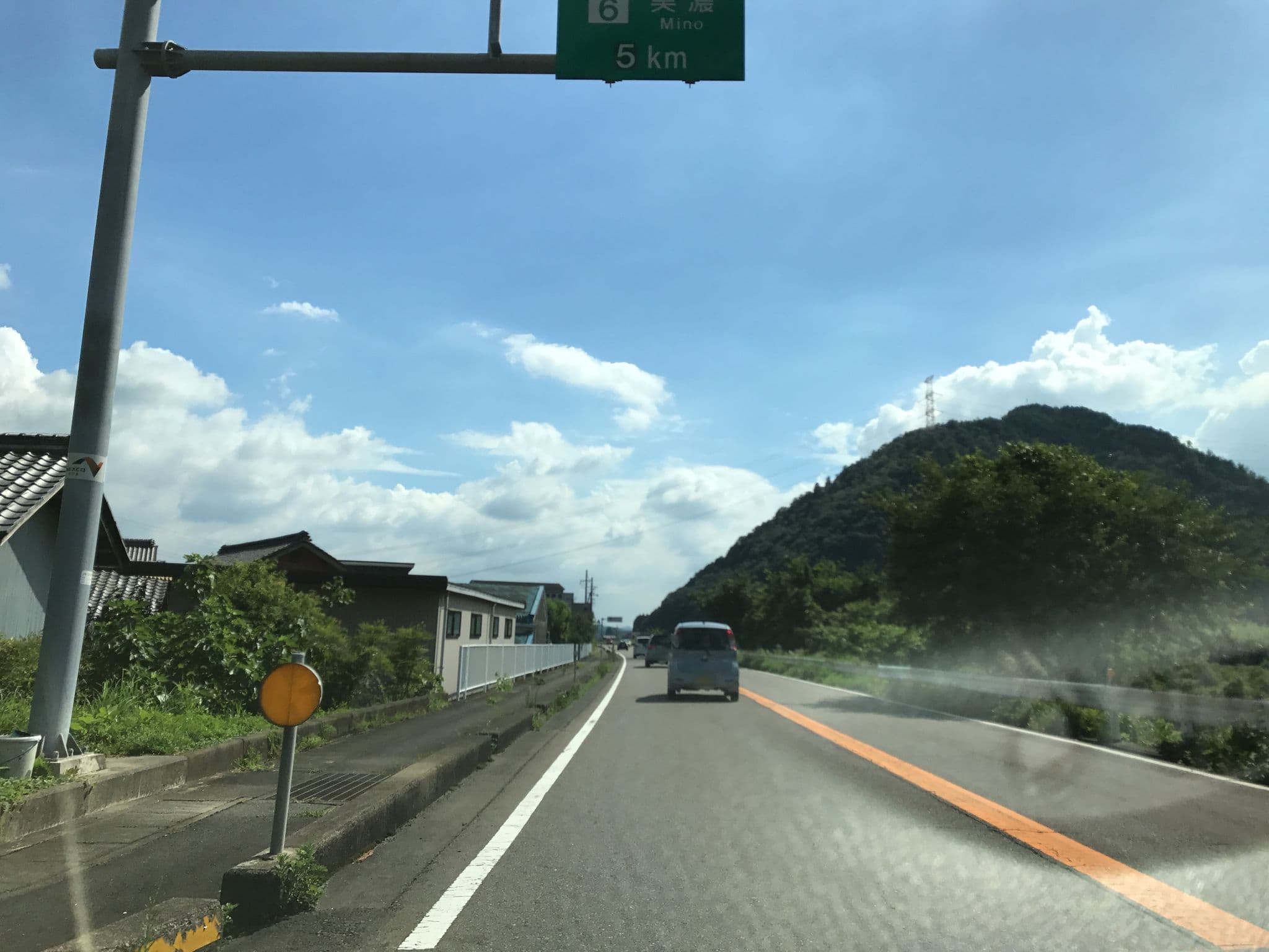 Street view near 美川屋旅館, Mino — © yaritsusozai (CC BY-SA · Mapillary)