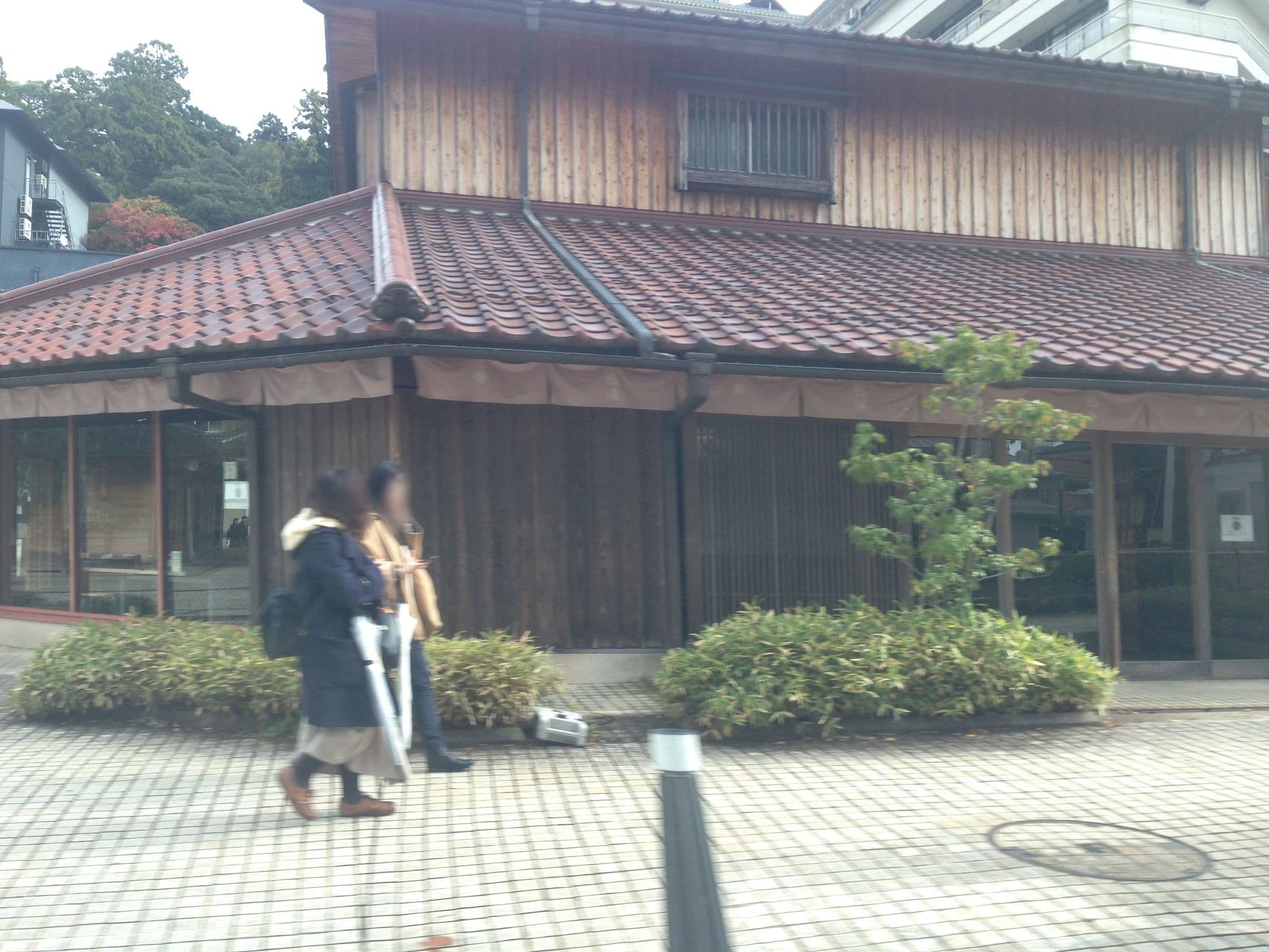Street view near 山代温泉 紅柿荘, Kaga — © tosseto (CC BY-SA · Mapillary)
