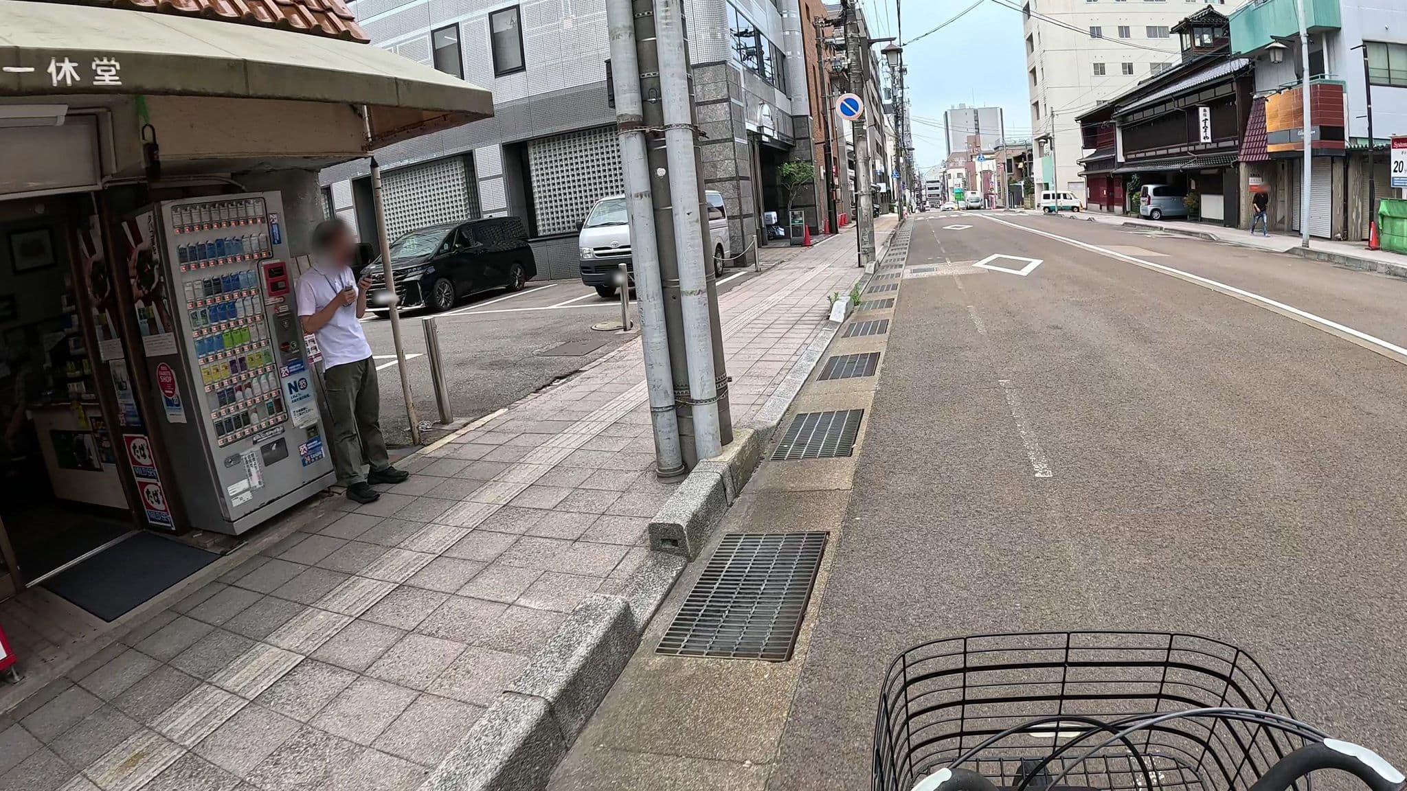 Street view near ホテル グランドワン北国, Kanazawa — © Ratitya (CC BY-SA · Mapillary)