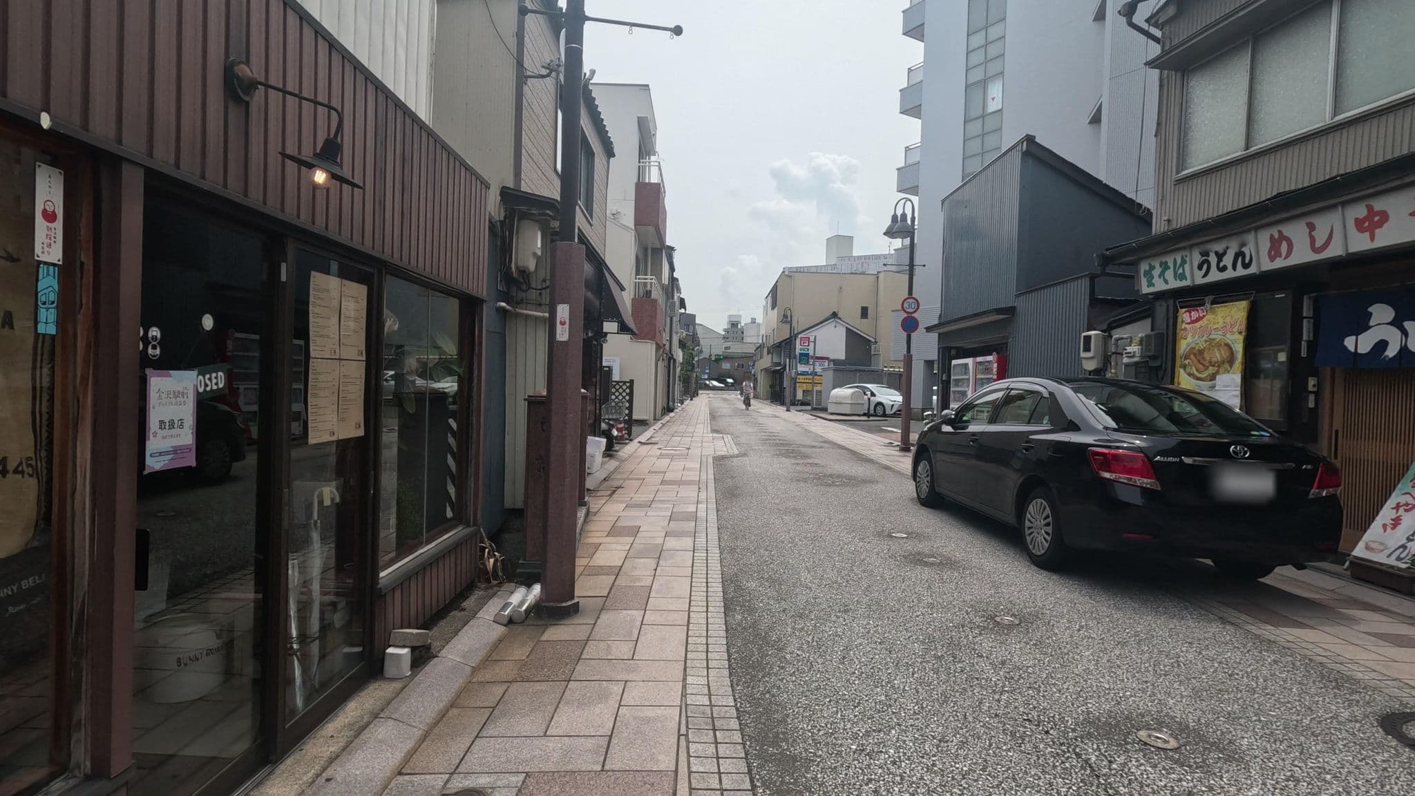 Street view near SHARIN Kanazawa Traveler’s Inn, Kanazawa — © alt9800 (CC BY-SA · Mapillary)