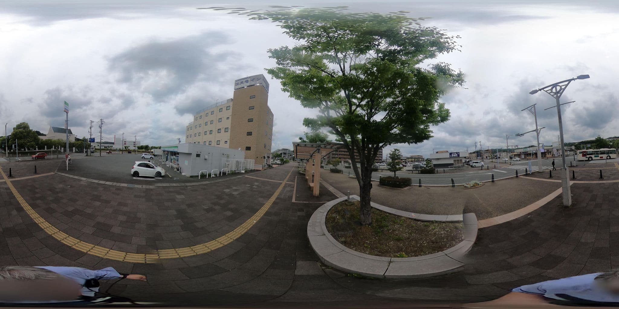 Street view near ビジネスホテル コスモイン, Fukuroi — © harimawood (CC BY-SA · Mapillary)