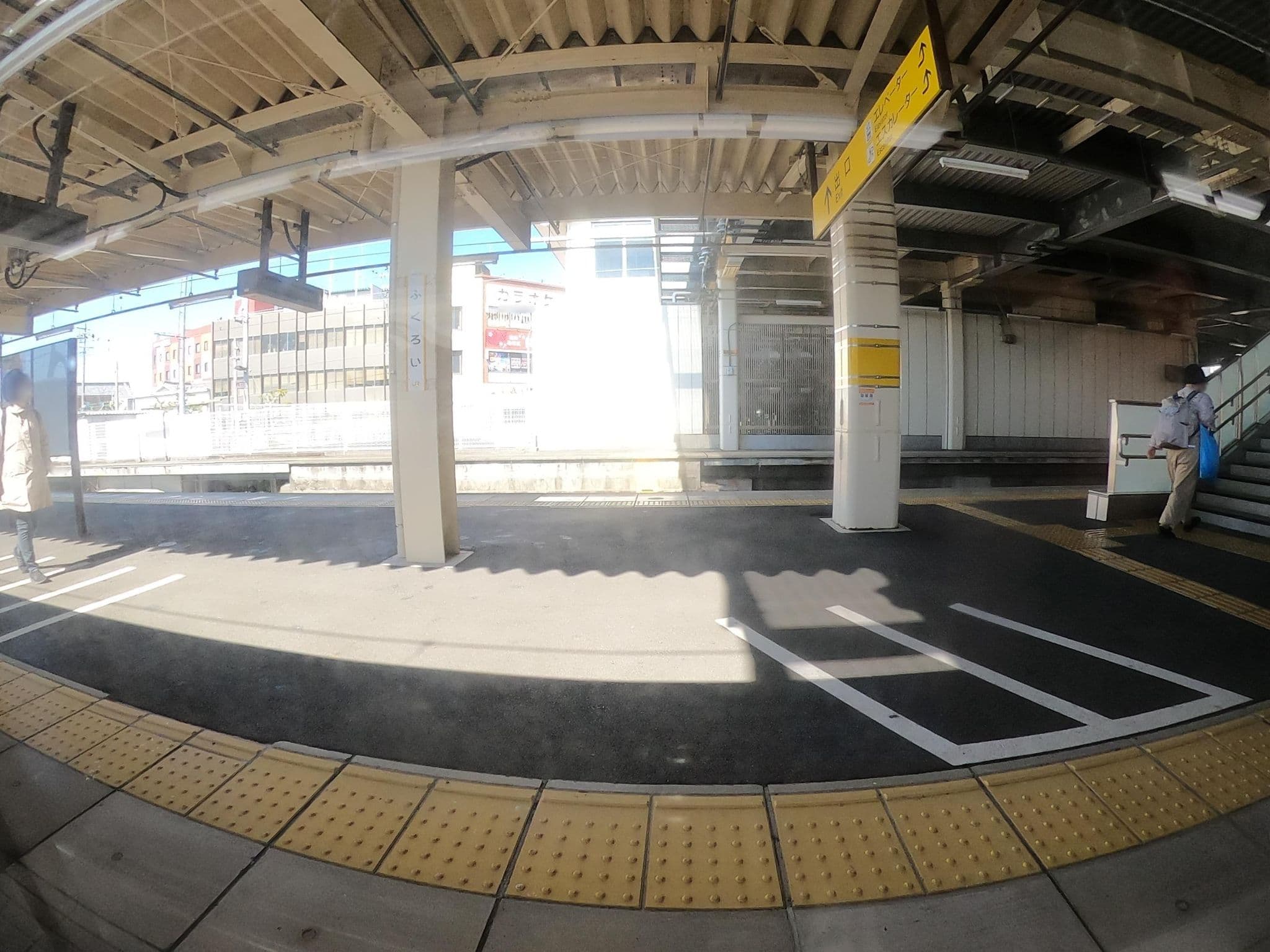 Street view near くれたけインプレミアム袋井駅前, Fukuroi — © castletrain (CC BY-SA · Mapillary)