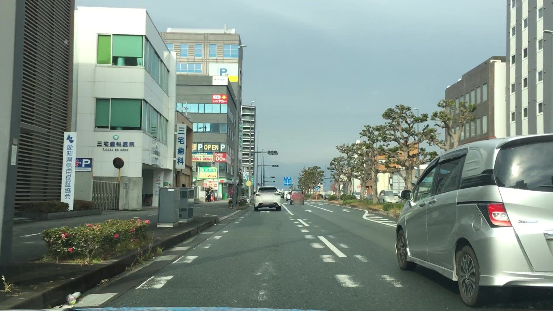 Street view near 東横INN豊橋駅東口, Toyohashi — © lvl5 (CC BY-SA · Mapillary)