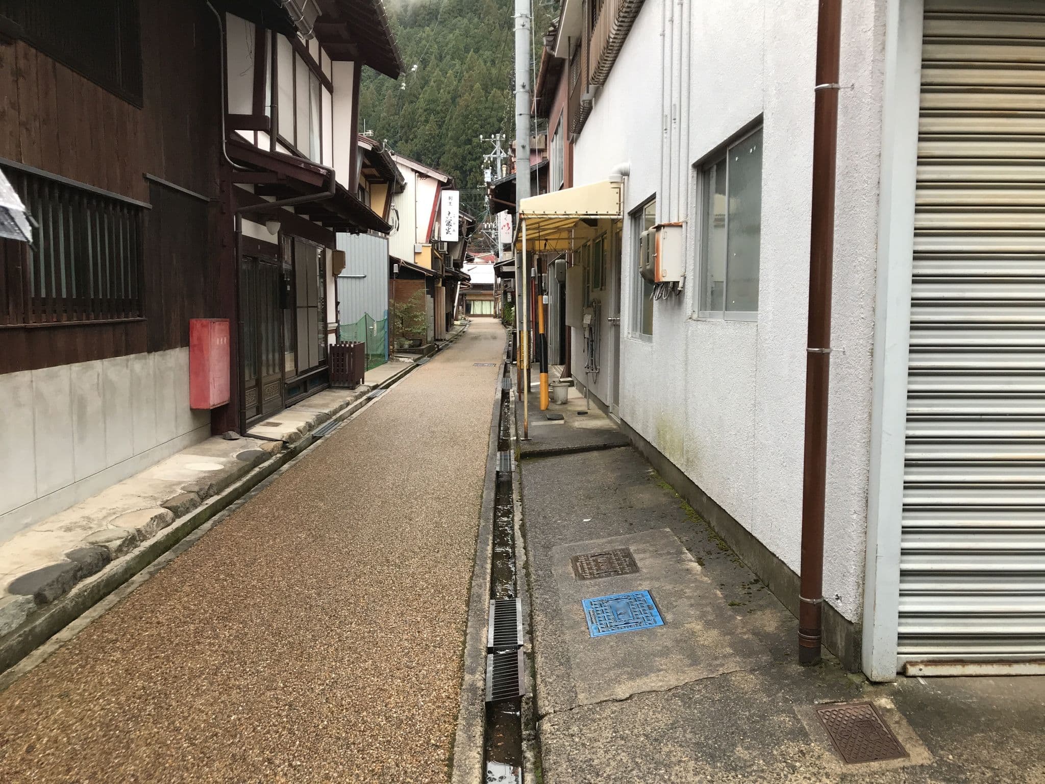 Street view near the oak gujo, Gujō — © mapbeginner46 (CC BY-SA · Mapillary)