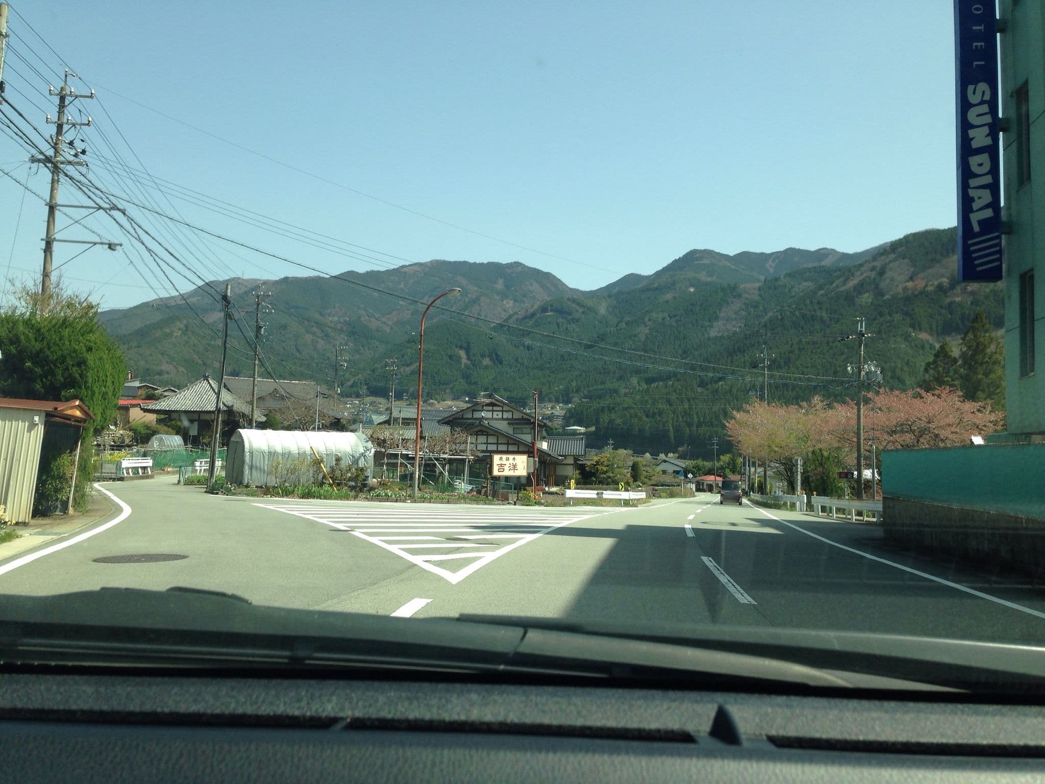 Street view near 下呂スプリングホテル, Gero — © nozon (CC BY-SA · Mapillary)