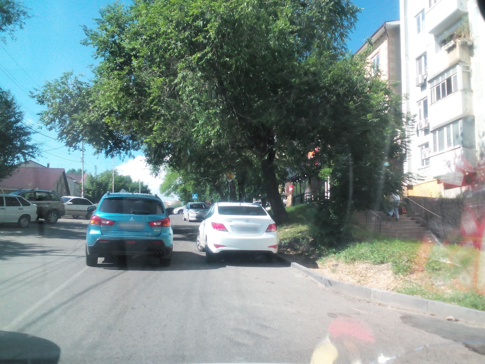 Street view near Привал №17, Pyatigorsk — © kildm (CC BY-SA · Mapillary)