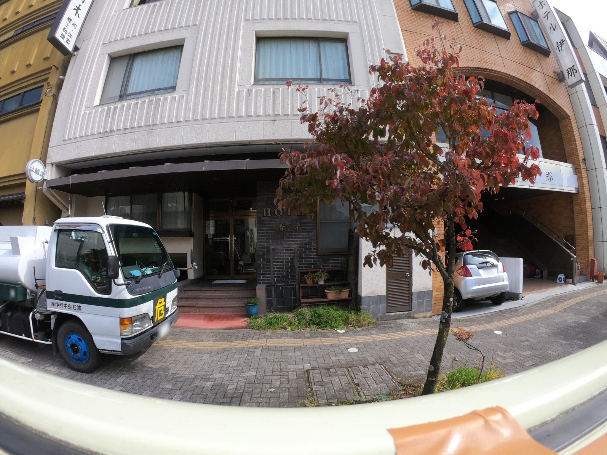 Street view near ホテル伊那, Ina — © 24dakenlo (CC BY-SA · Mapillary)