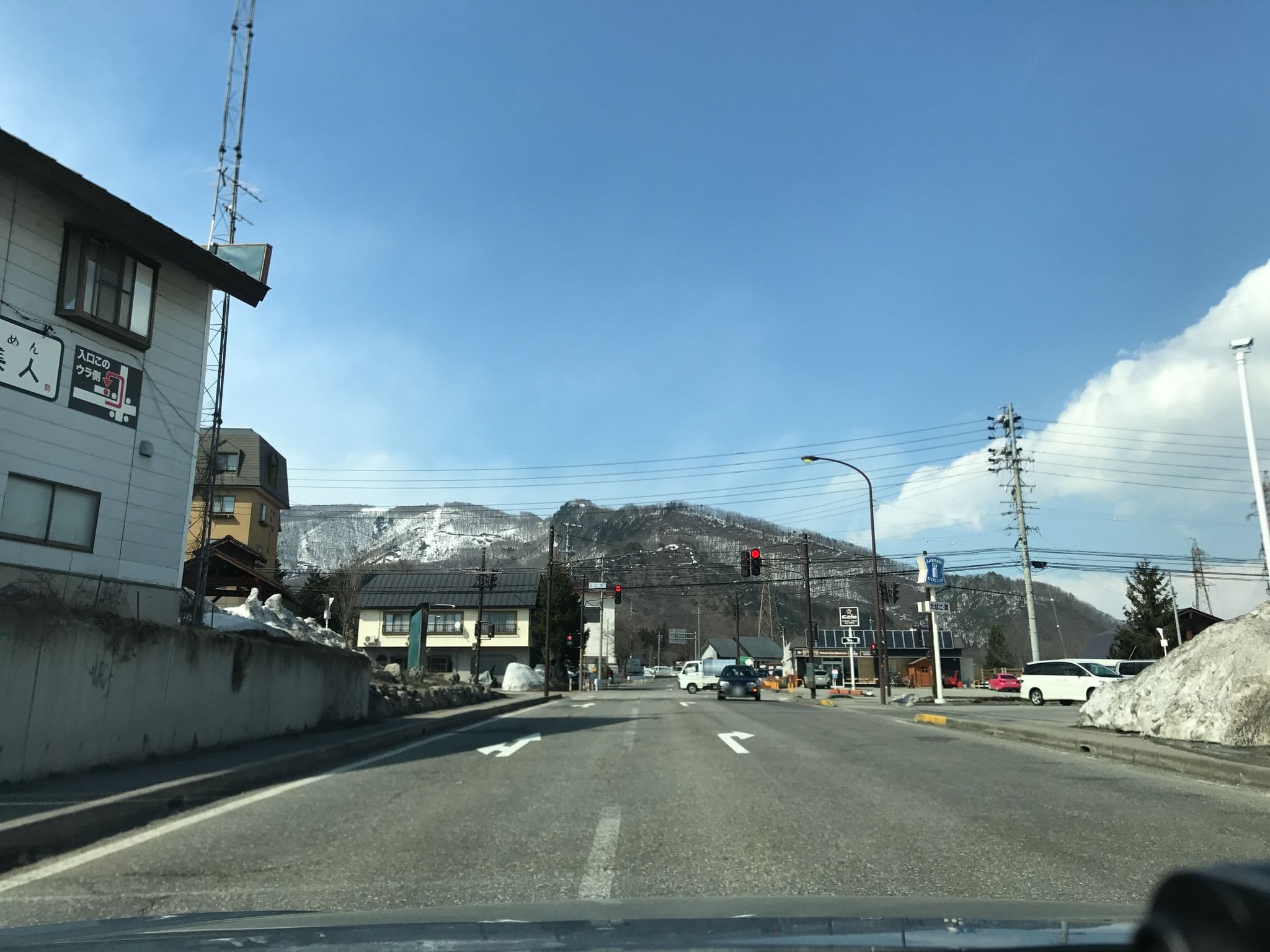 Street view near 白馬八方温泉 第一郷の湯, Hakuba — © nishiokya (CC BY-SA · Mapillary)