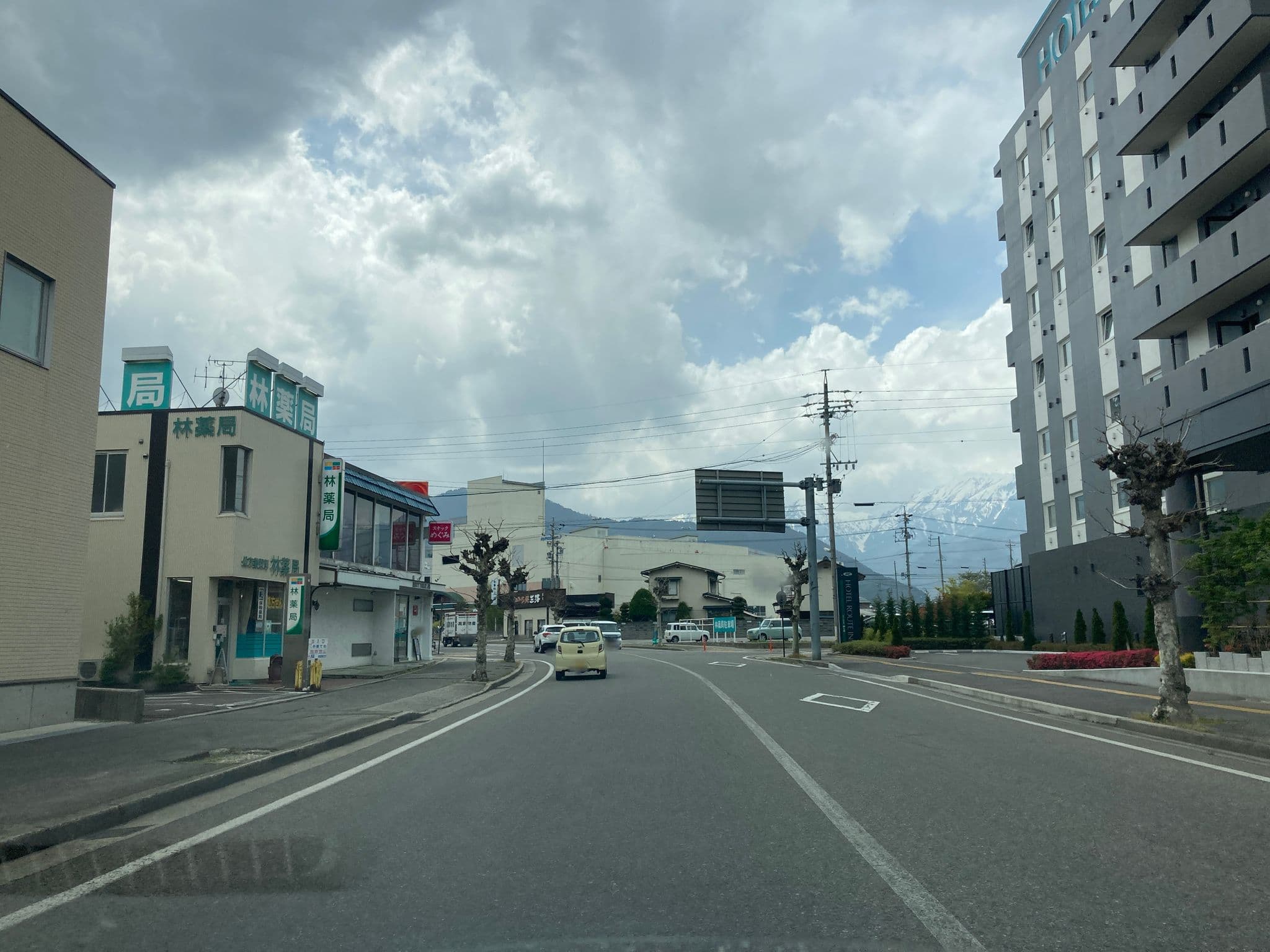 Street view near ホテルルートイン信濃大町駅前, Ōmachi — © mapconcierge (CC BY-SA · Mapillary)