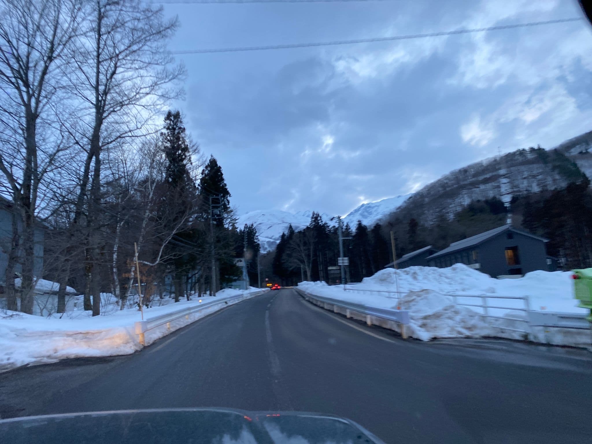 Street view near アルペンブリック入山登, Hakuba — © akimasa (CC BY-SA · Mapillary)
