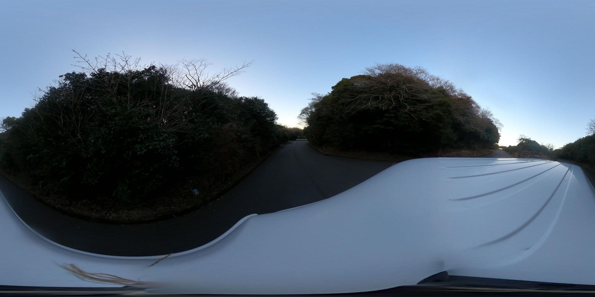 Street view near 大島温泉ホテル, Inatori — © momomomomo (CC BY-SA · Mapillary)