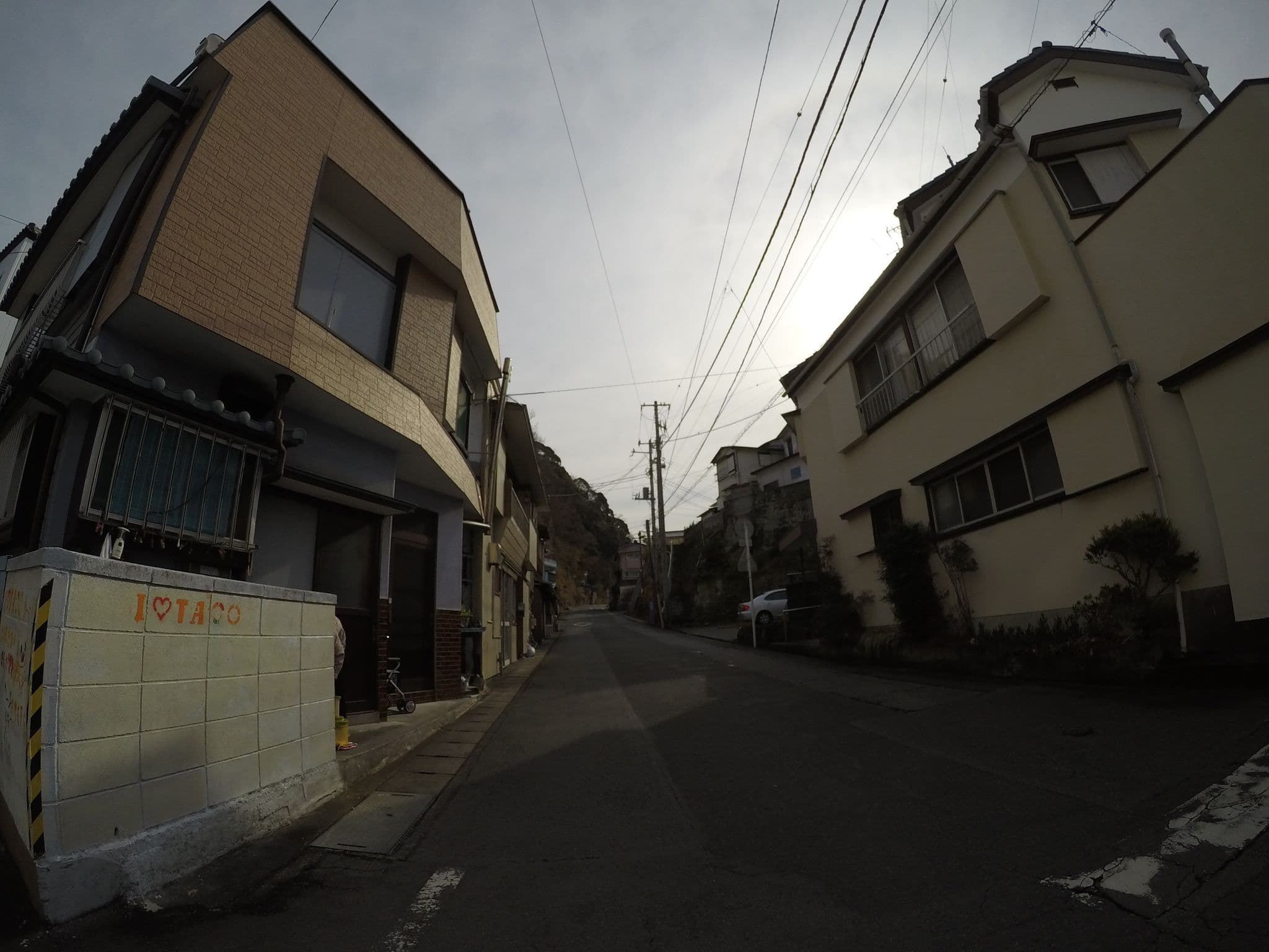 Street view near 旅館たか屋, Nishina — © kudarisenmon (CC BY-SA · Mapillary)