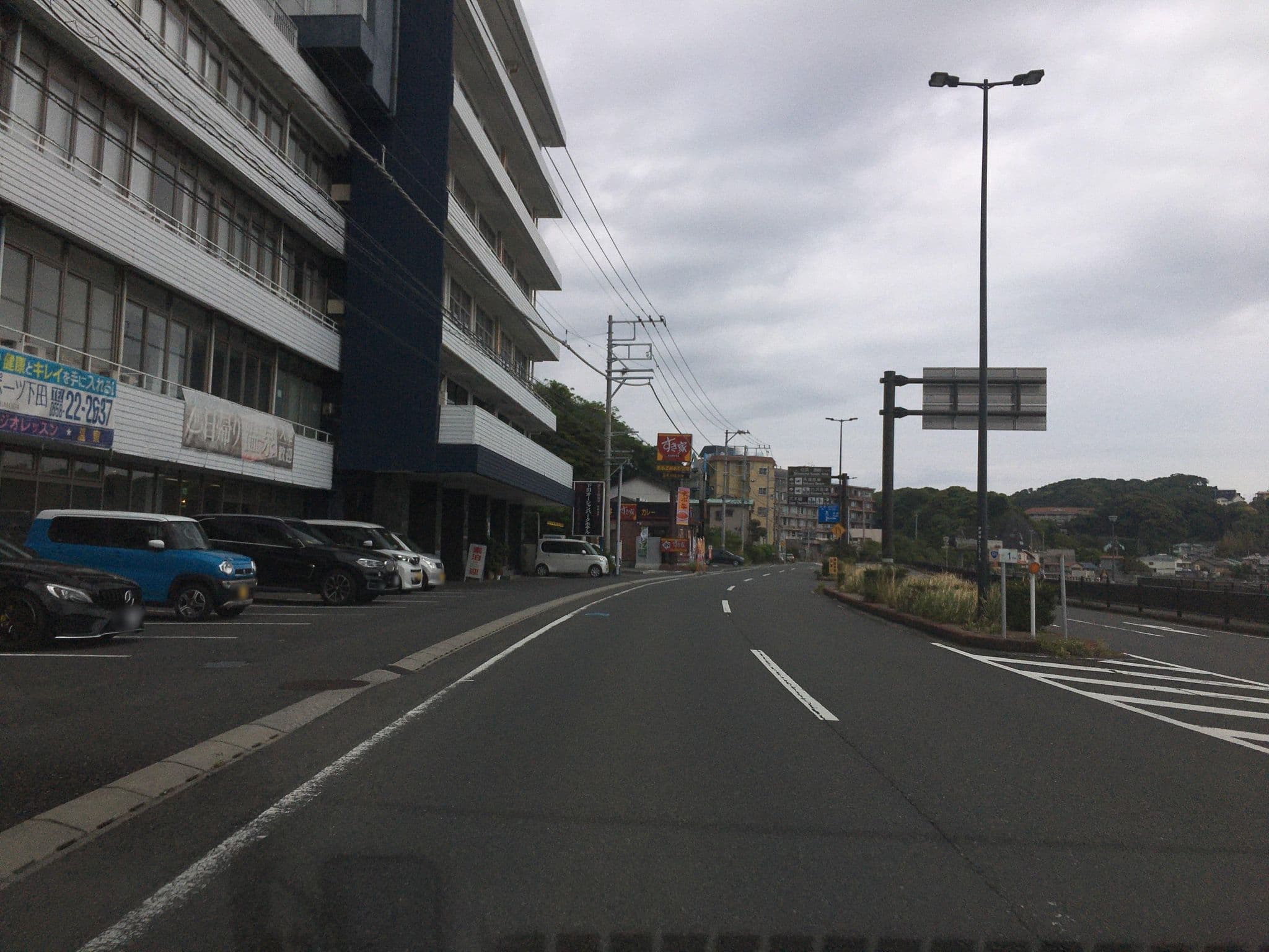 Street view near 下田オーシャンパークホテル, Kawazu-ikadaba — © tometome (CC BY-SA · Mapillary)