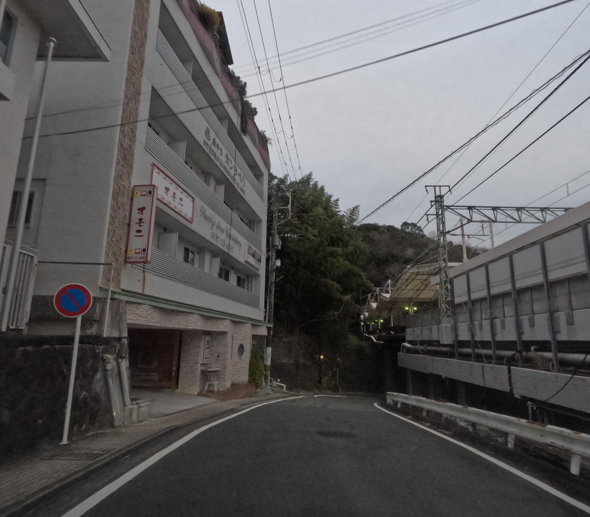 Street view near ホテル カンタベリ, Inatori — © rsnaru (CC BY-SA · Mapillary)