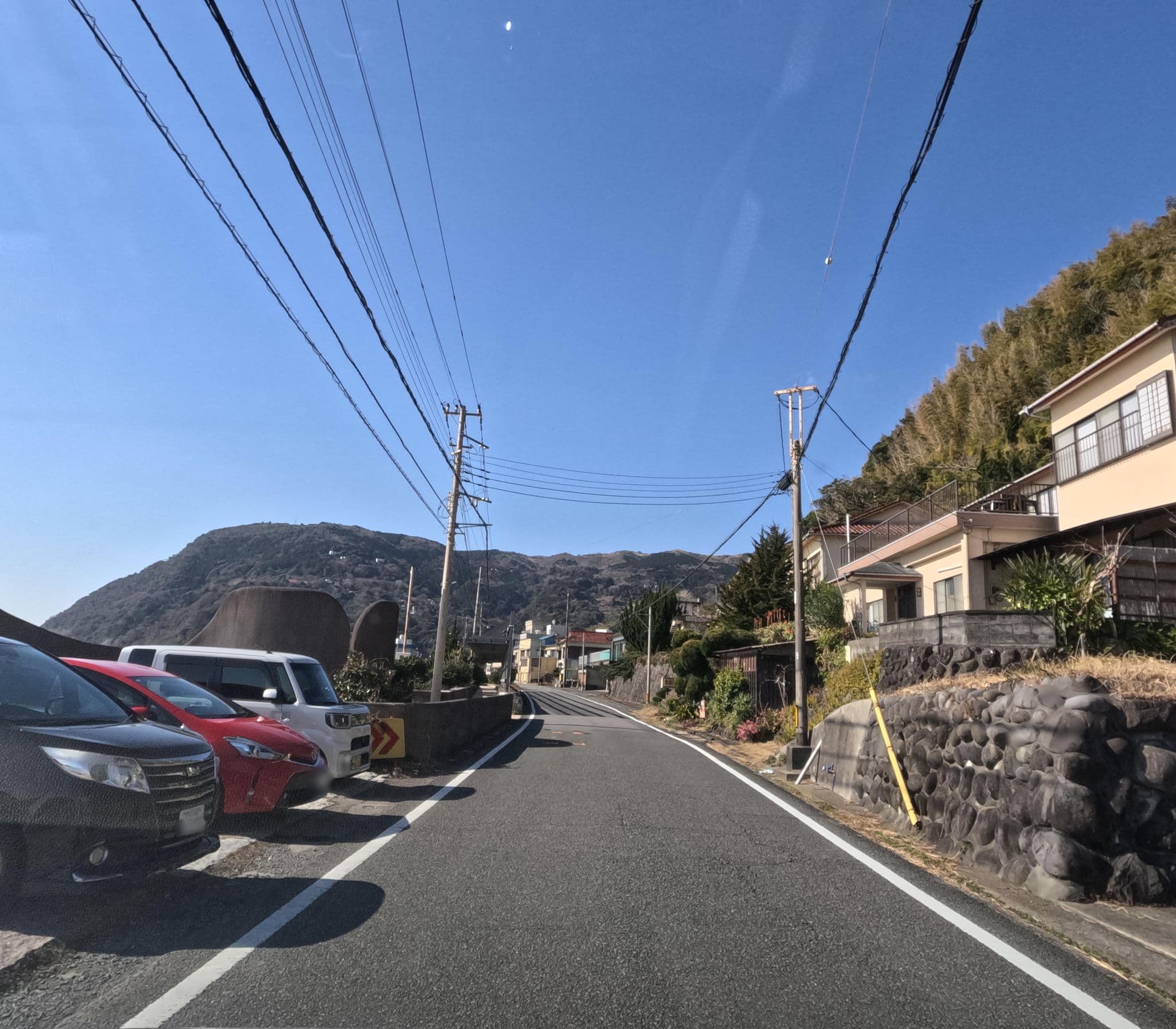 Street view near 小磯, Inatori — © rsnaru (CC BY-SA · Mapillary)