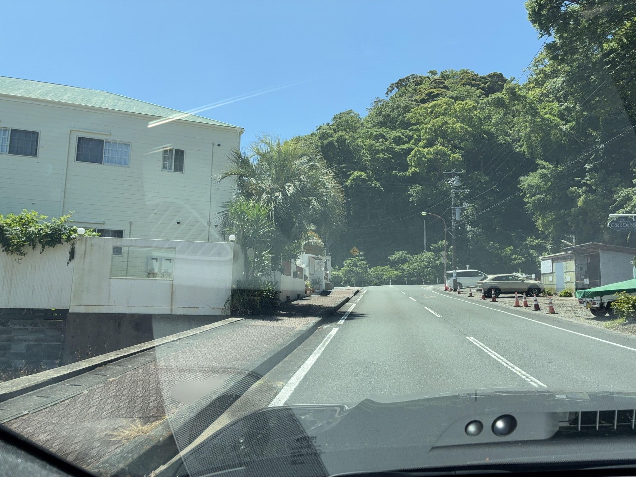 Street view near ココデメール(Coco Dé Mer), Kawazu-ikadaba — © S_KAMO (CC BY-SA · Mapillary)