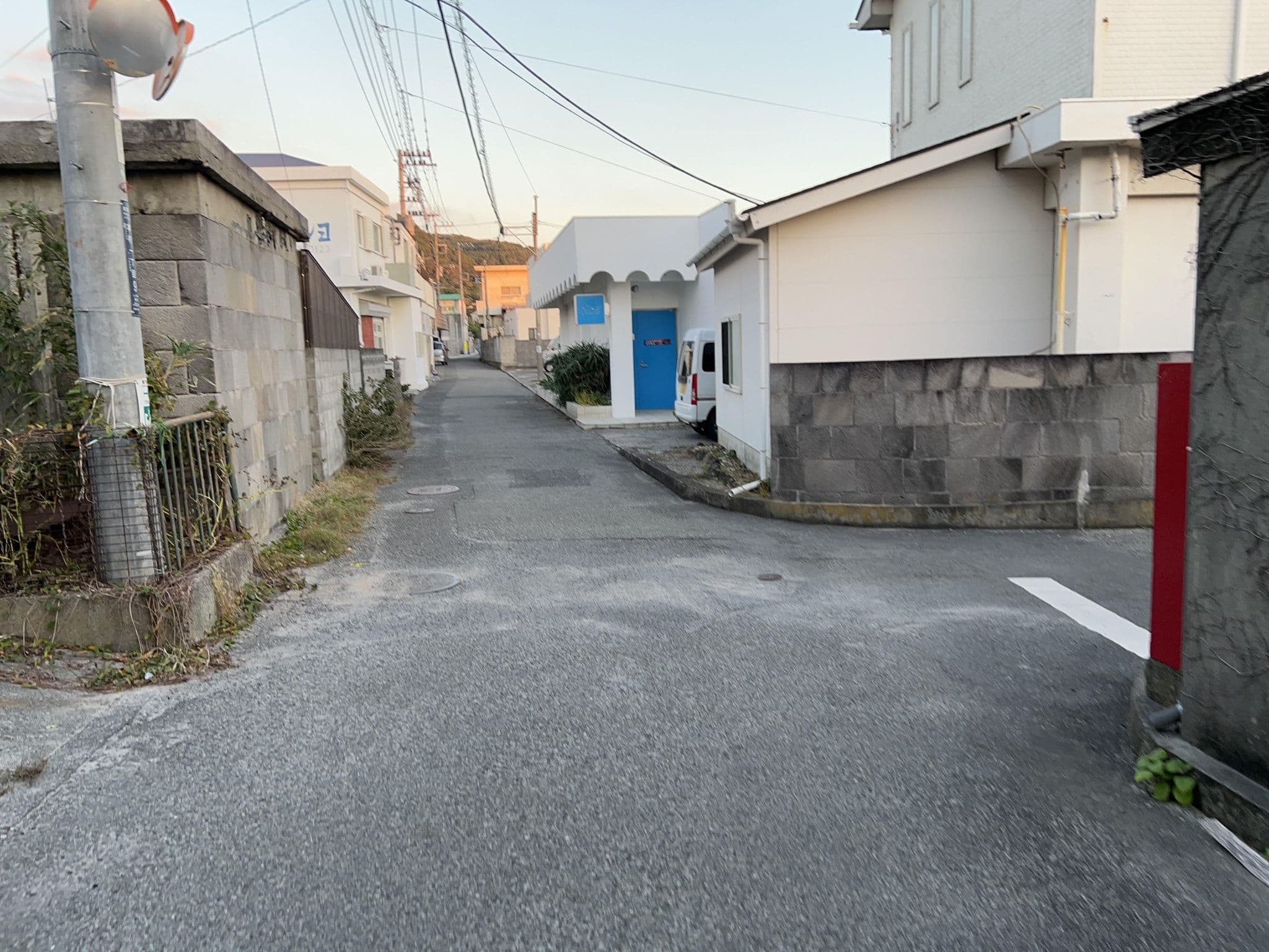 Street view near 民宿本与, Shikinejima — © kojiroucircle (CC BY-SA · Mapillary)