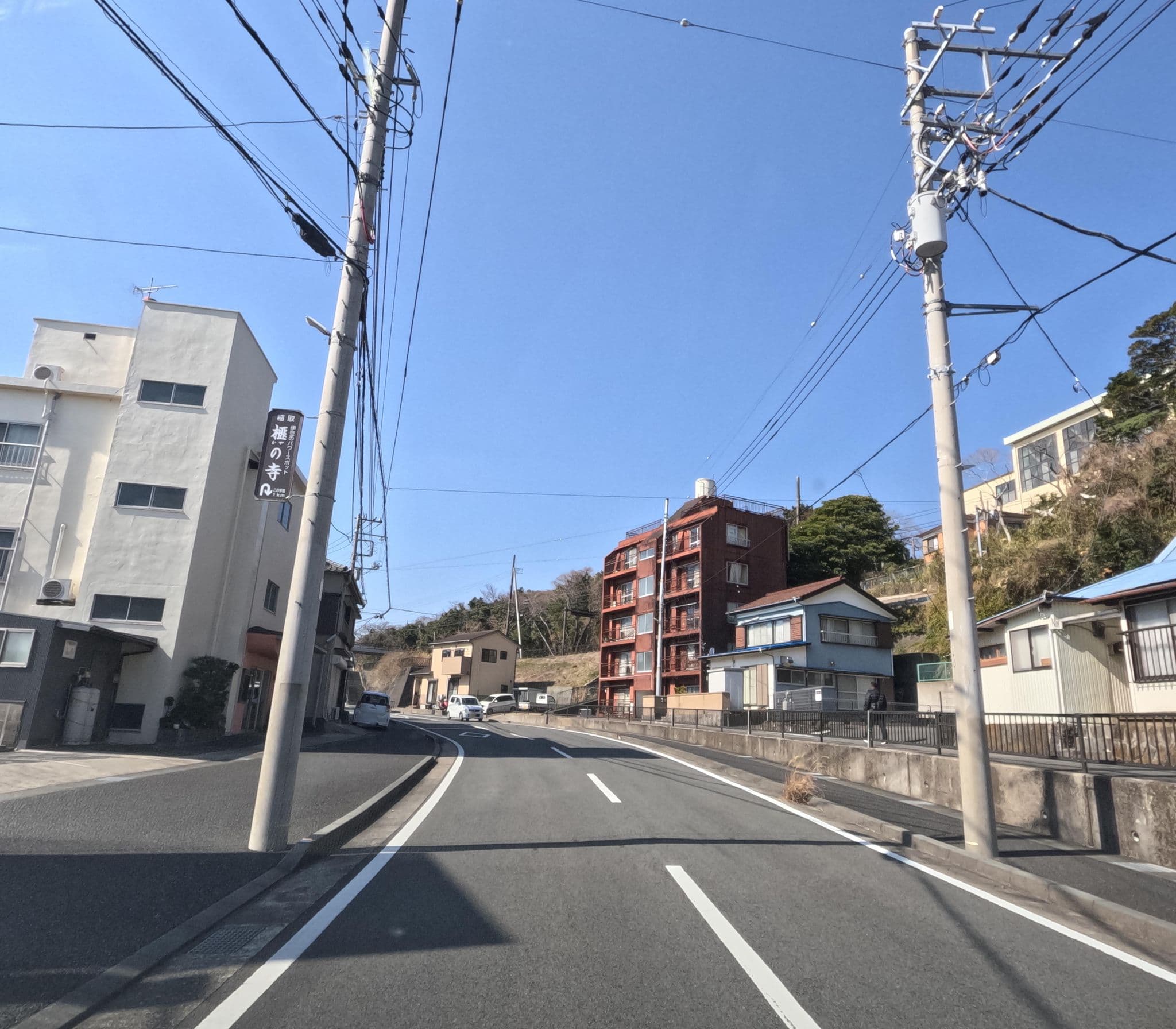 Street view near 民宿川栄, Inatori — © rsnaru (CC BY-SA · Mapillary)