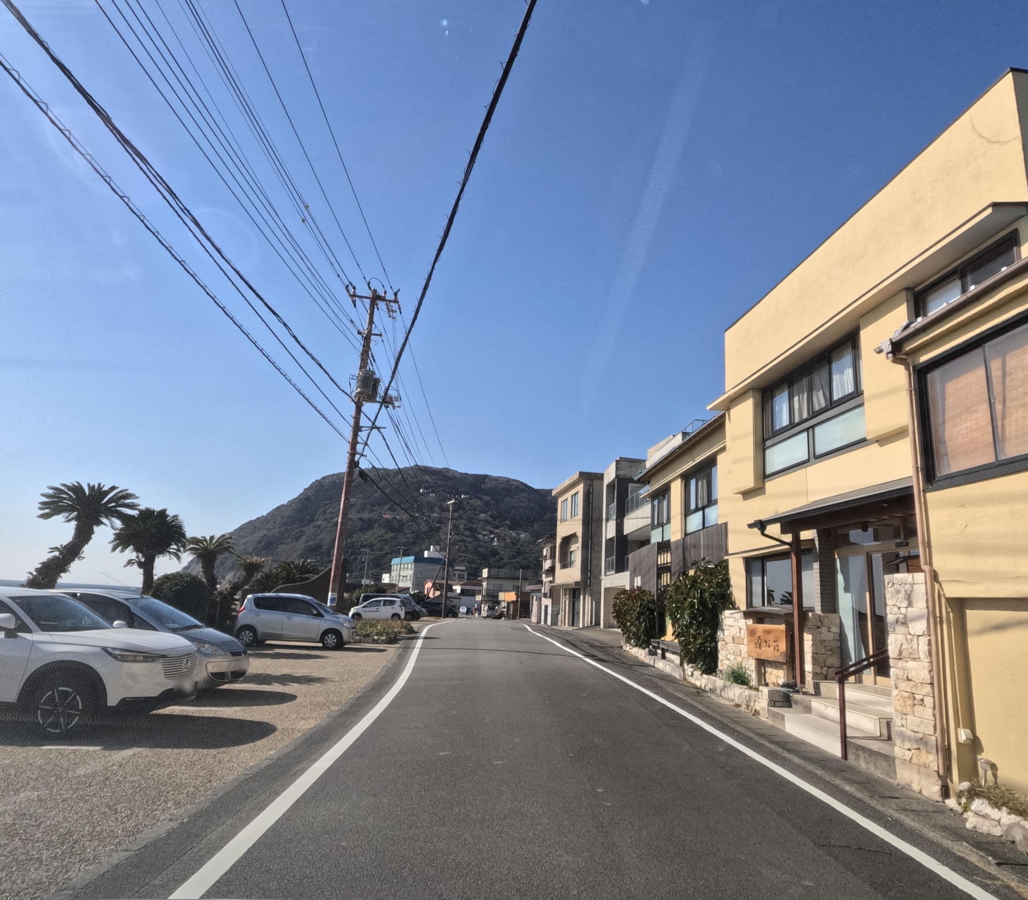 Street view near 味湯海亭 福松荘, Inatori — © rsnaru (CC BY-SA · Mapillary)