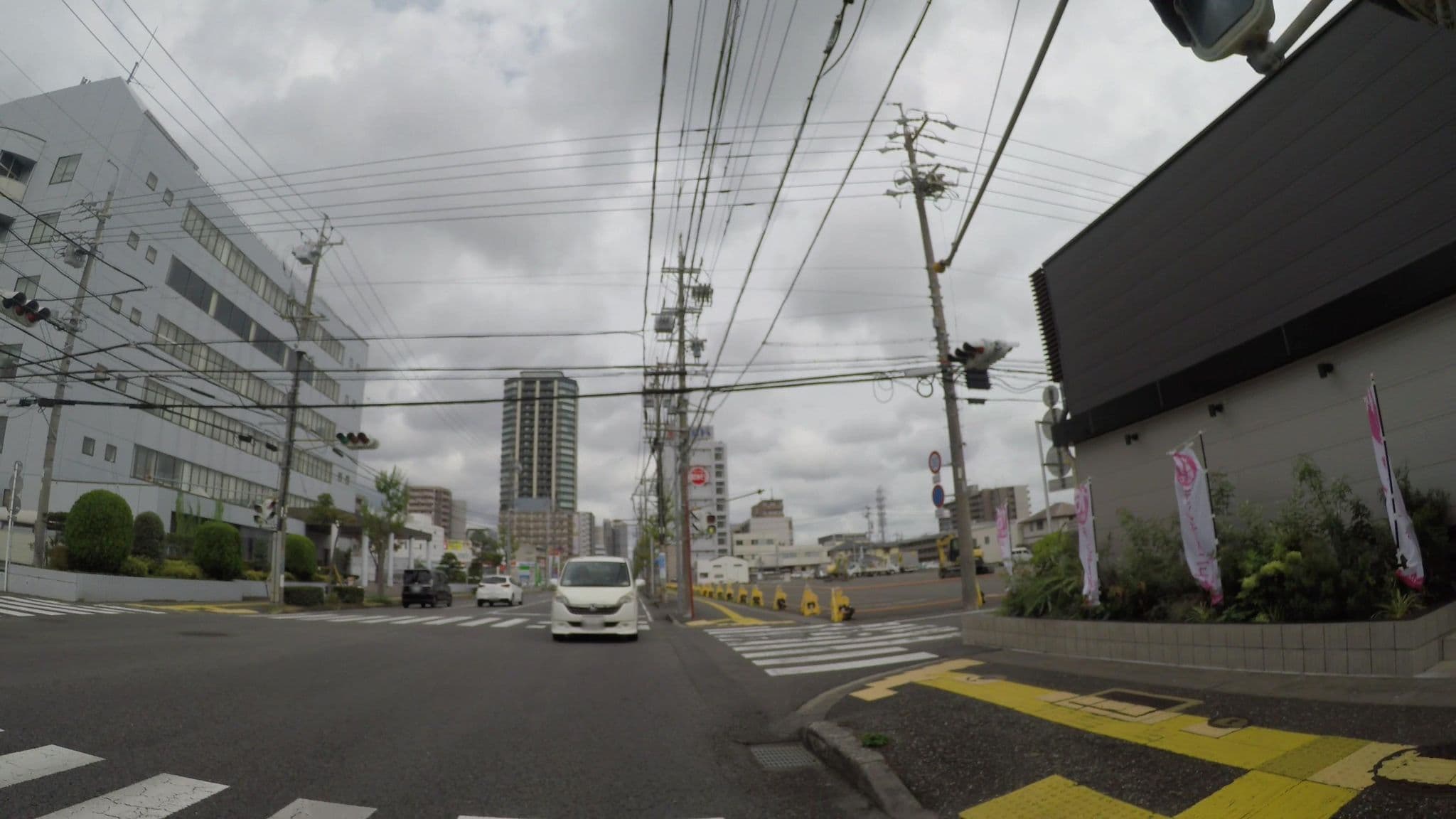 Street view near natural hot spring & hotel 松の湯 6階 大広間, Shizuoka — © kudarisenmon (CC BY-SA · Mapillary)