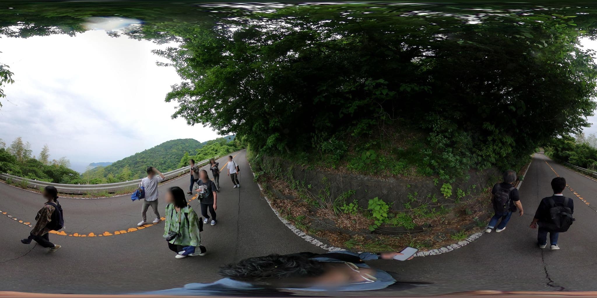 Street view near スイートヴィラパノーラ熱海桜沢, Atami — © gatuhiko6051 (CC BY-SA · Mapillary)