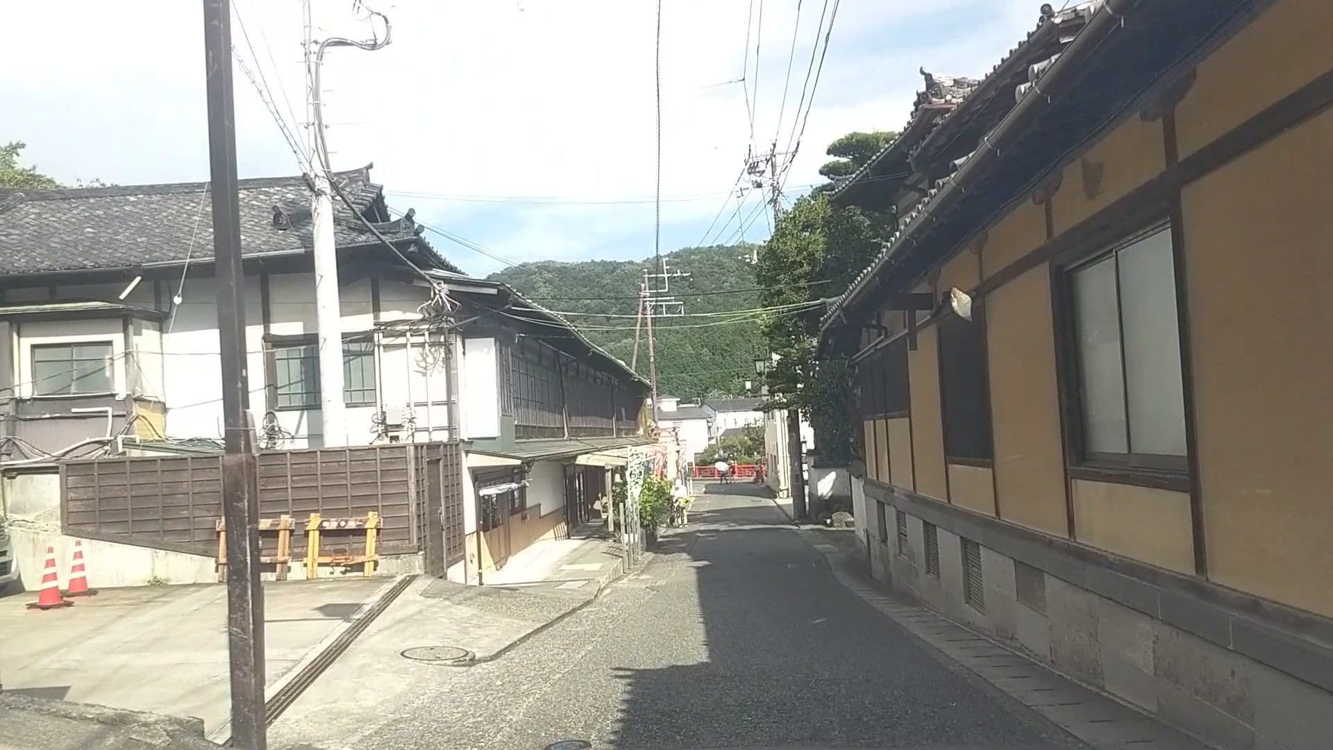 Street view near 新井旅館, Shuzenji — © drivephotograph (CC BY-SA · Mapillary)