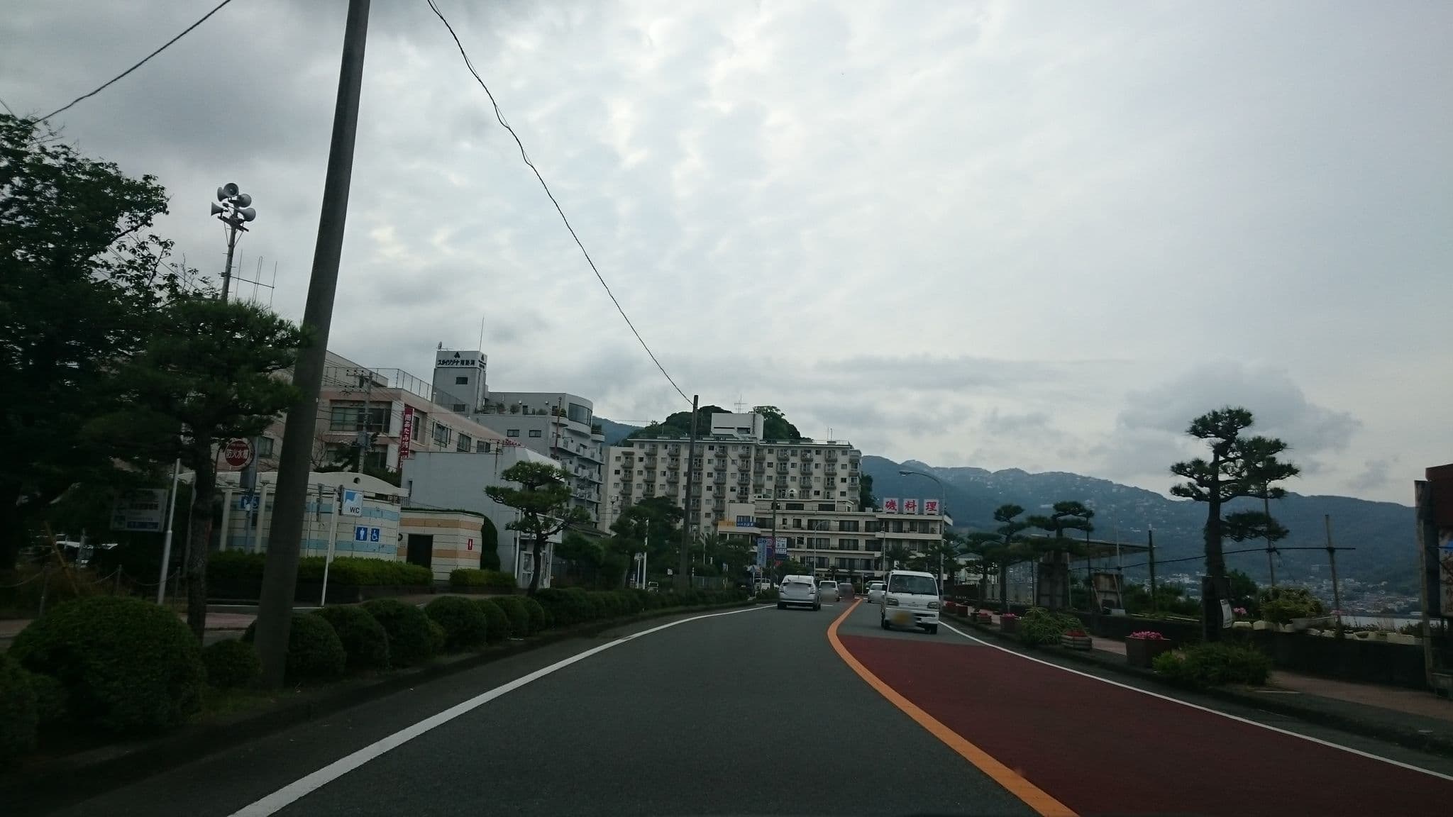 Street view near ホテル大和, Atami — © yaritsusozai (CC BY-SA · Mapillary)