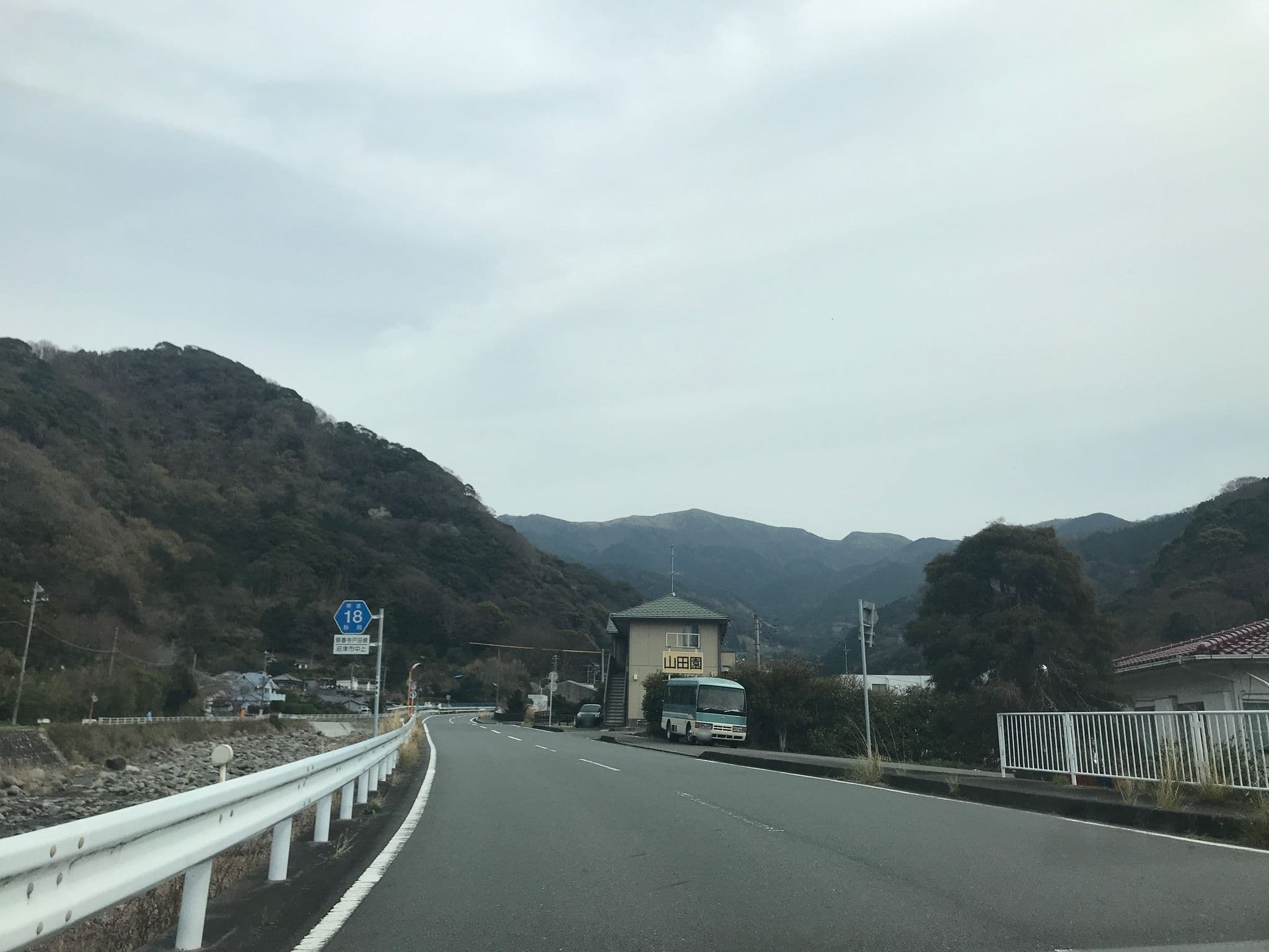 Street view near 山田園, Heda — © yaritsusozai (CC BY-SA · Mapillary)