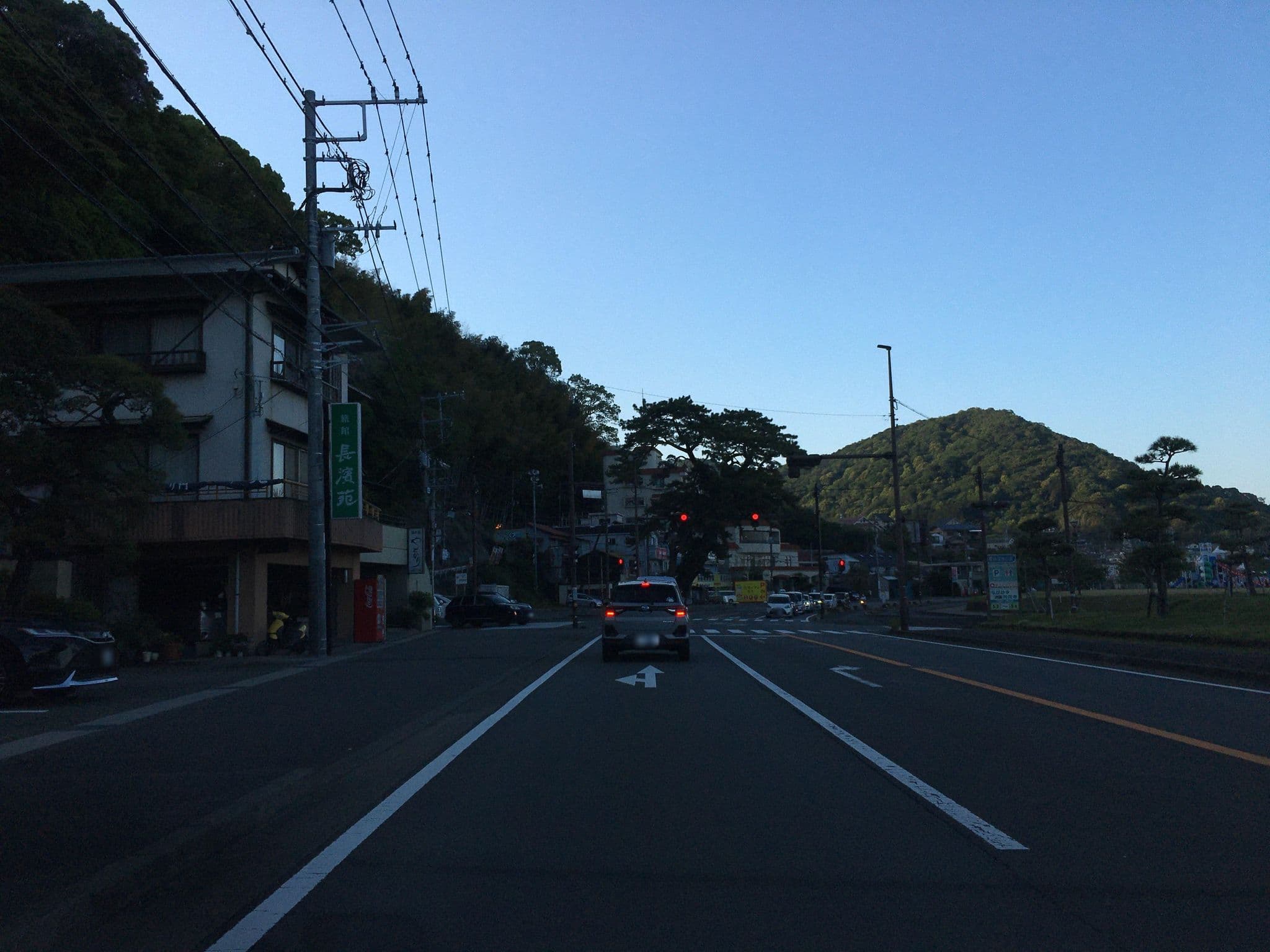 Street view near 温泉宿やどかり, Atami — © tometome (CC BY-SA · Mapillary)