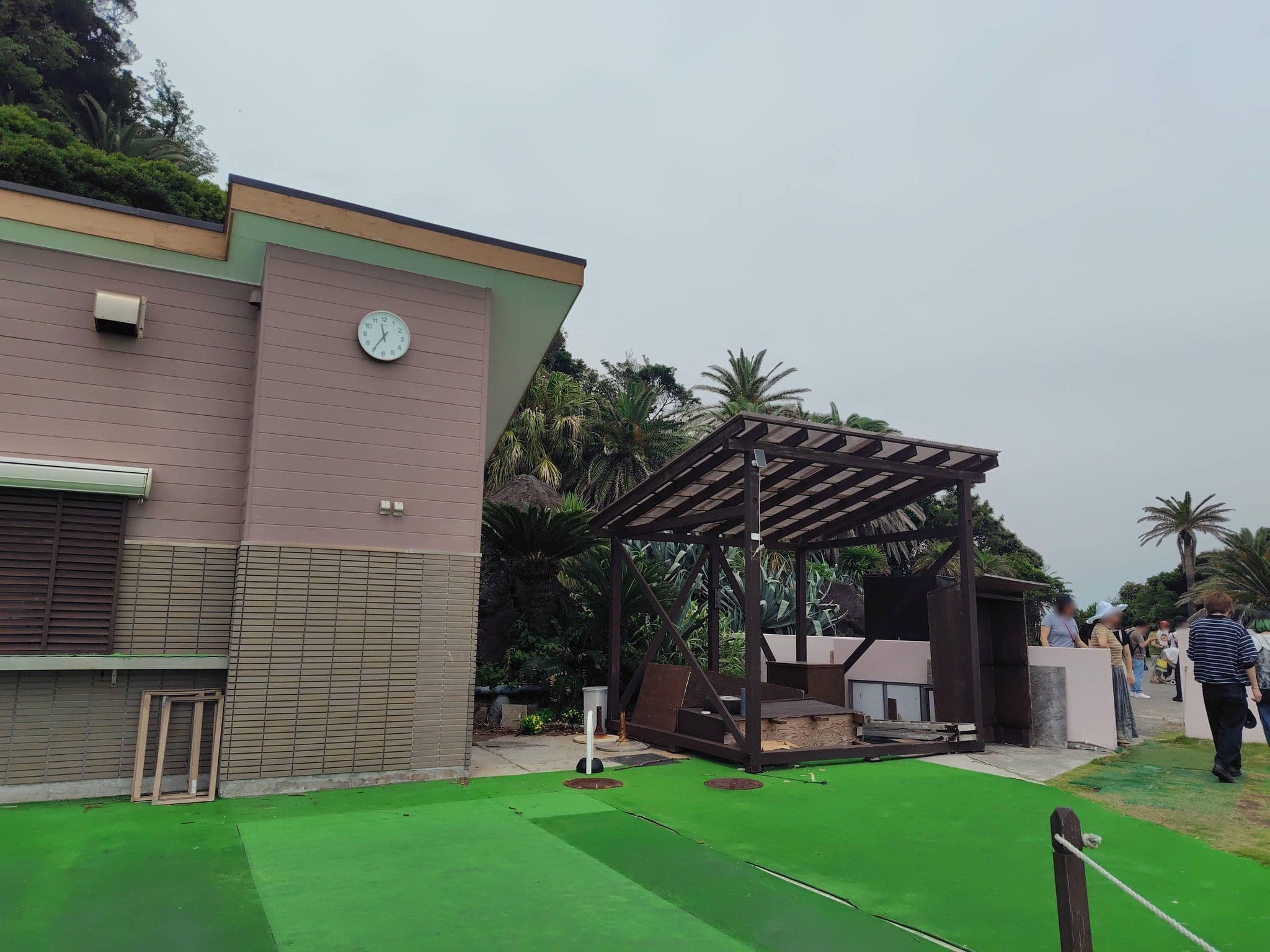 Street view near 初島アイランドリゾート, Itō — © snhoybekcxnb (CC BY-SA · Mapillary)
