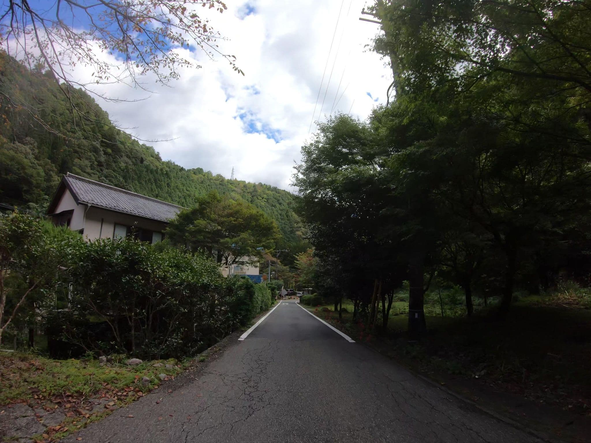 Street view near ホテルアルプス, Tanokuchi — © kudarisenmon (CC BY-SA · Mapillary)