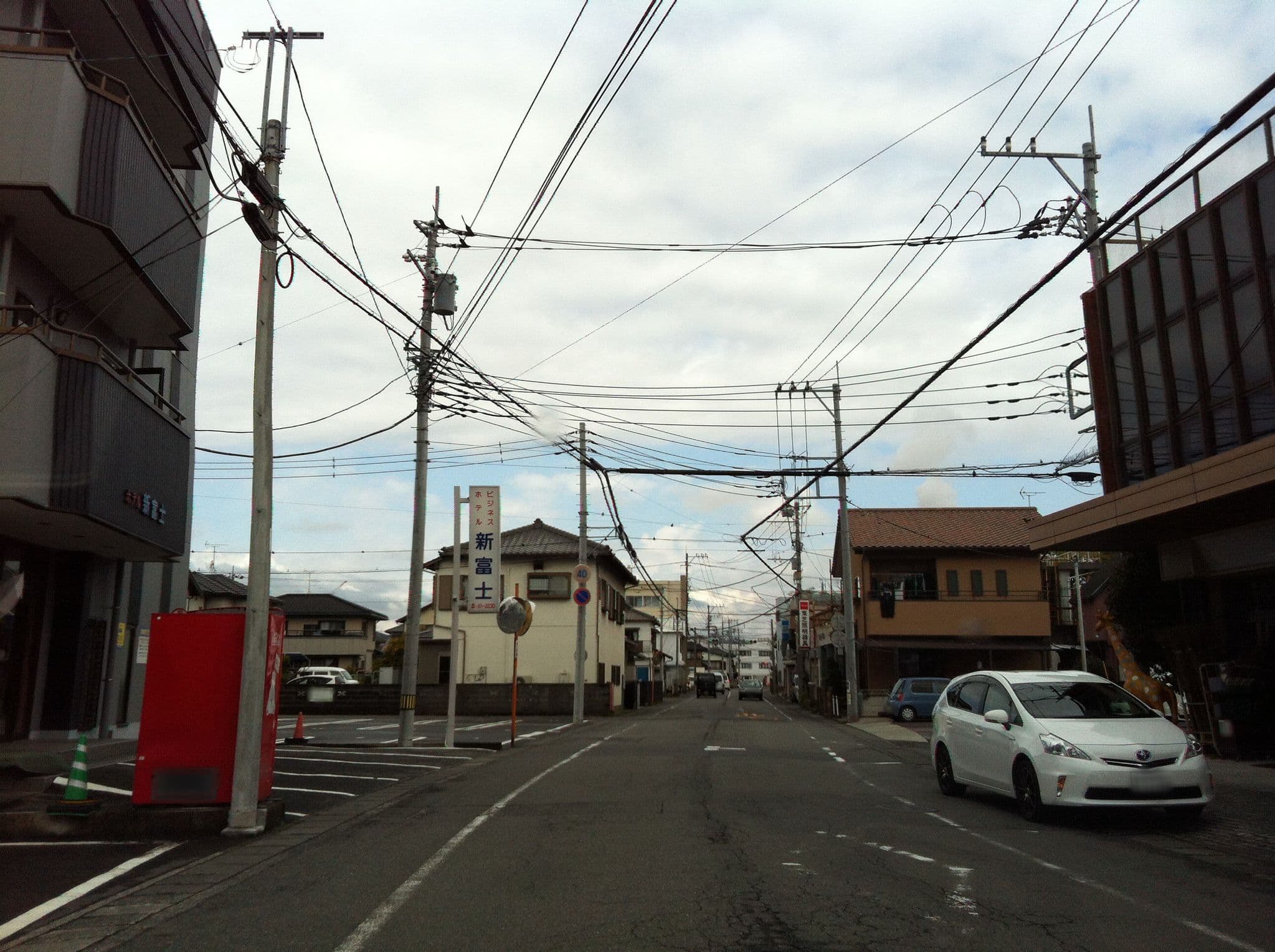 Street view near ビジネスホテル新富士 タワー館, Fuji — © kudarisenmon (CC BY-SA · Mapillary)