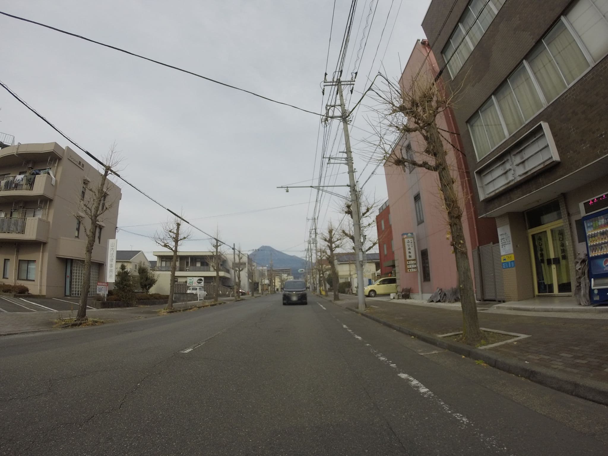 Street view near アオイ宿泊案内無料サービス富士店, Fuji — © kudarisenmon (CC BY-SA · Mapillary)