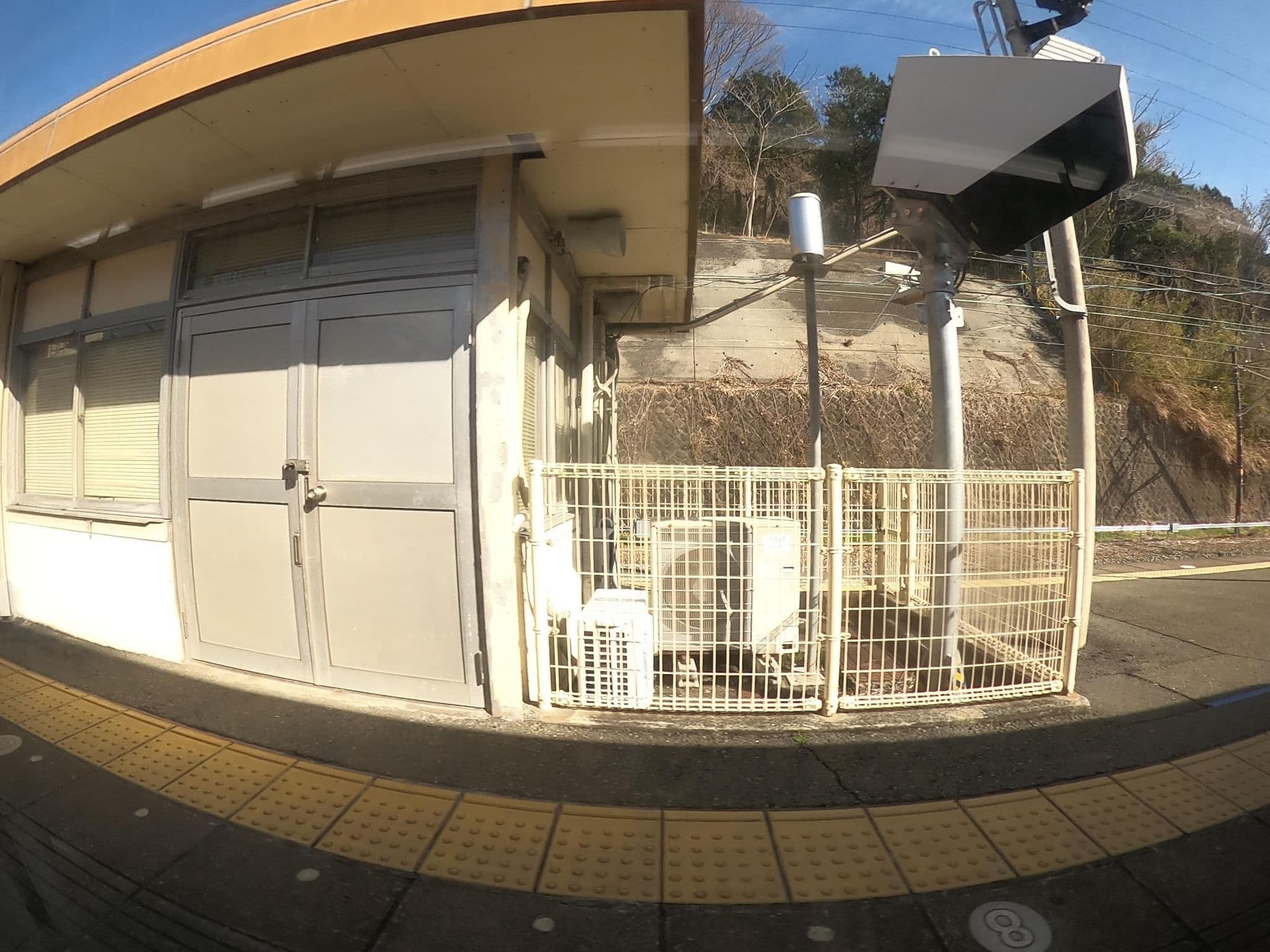 Street view near SUMCO 箱根山荘, Hakone — © castletrain (CC BY-SA · Mapillary)