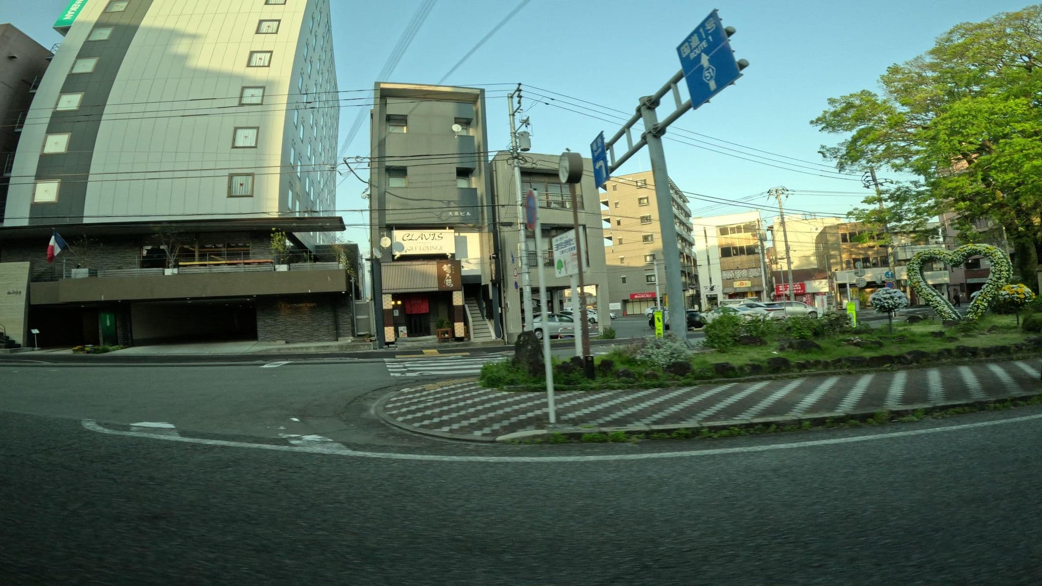 Street view near ホテル昭明館, Mishima — © okadatsuneo (CC BY-SA · Mapillary)