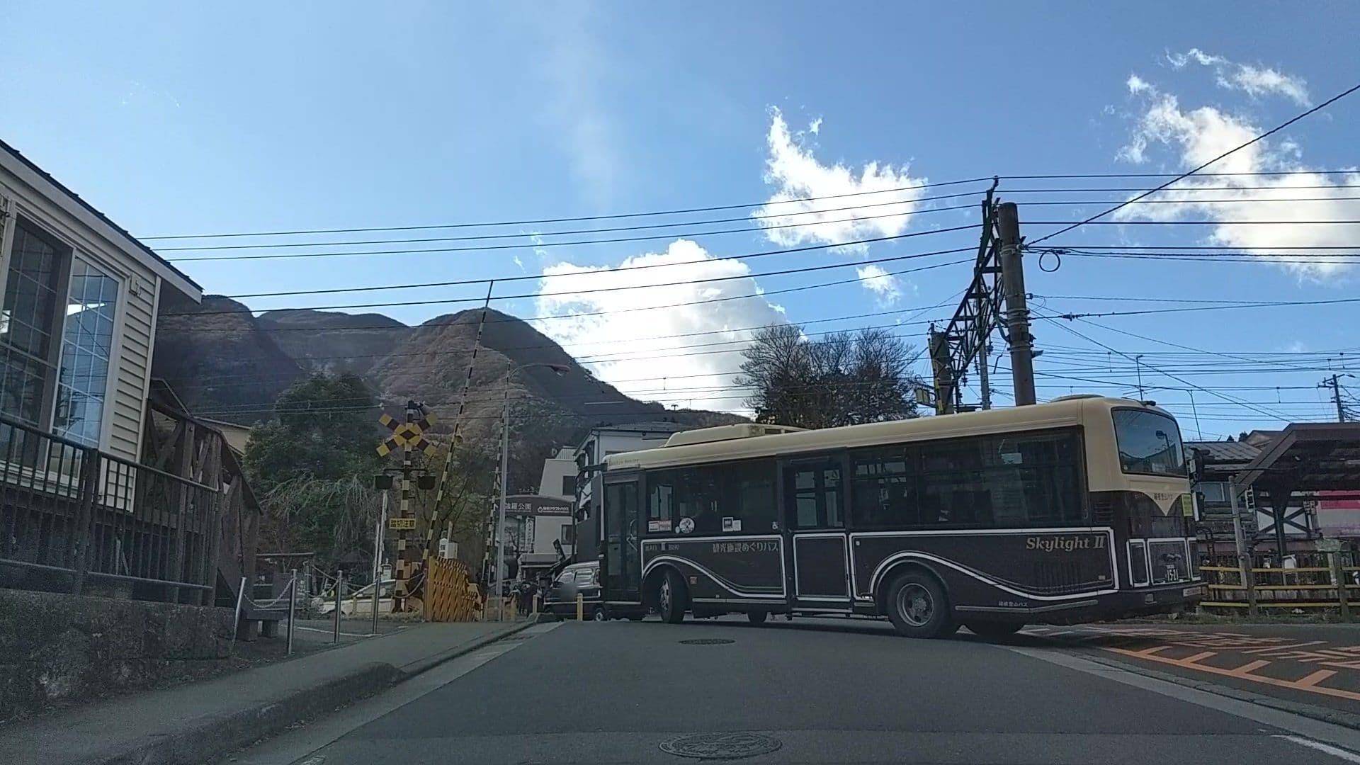 Street view near 箱根強羅ホテルパイプのけむりプラス, Hakone — © drivephotograph (CC BY-SA · Mapillary)