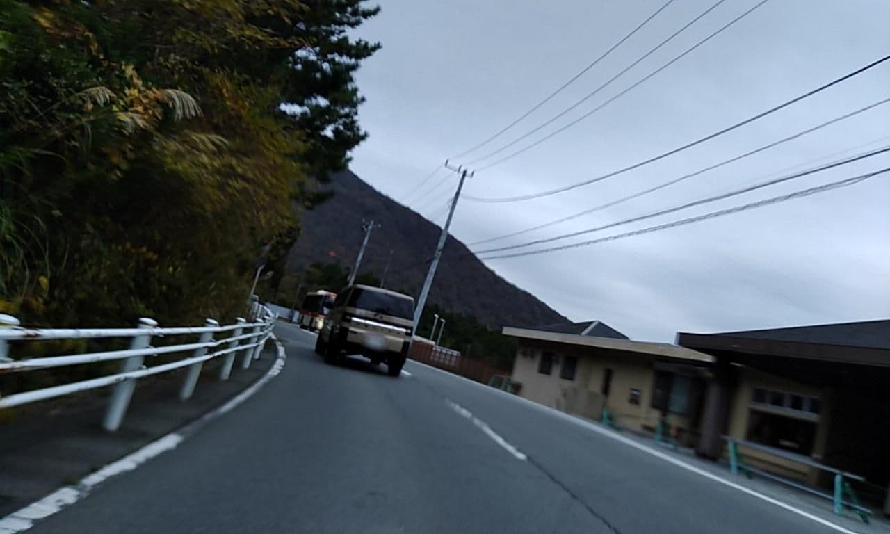 Street view near ロッヂ富士見苑, Hakone — © yasunari (CC BY-SA · Mapillary)