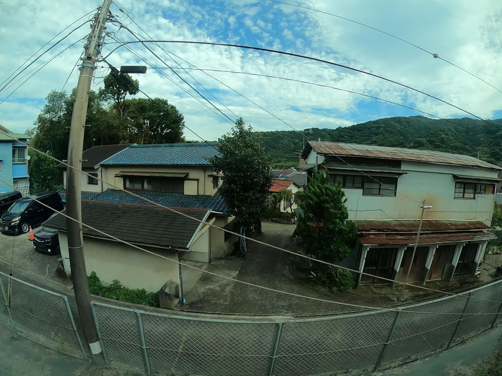 Street view near Forest Villa Yugawara, Yugawara — © castletrain (CC BY-SA · Mapillary)