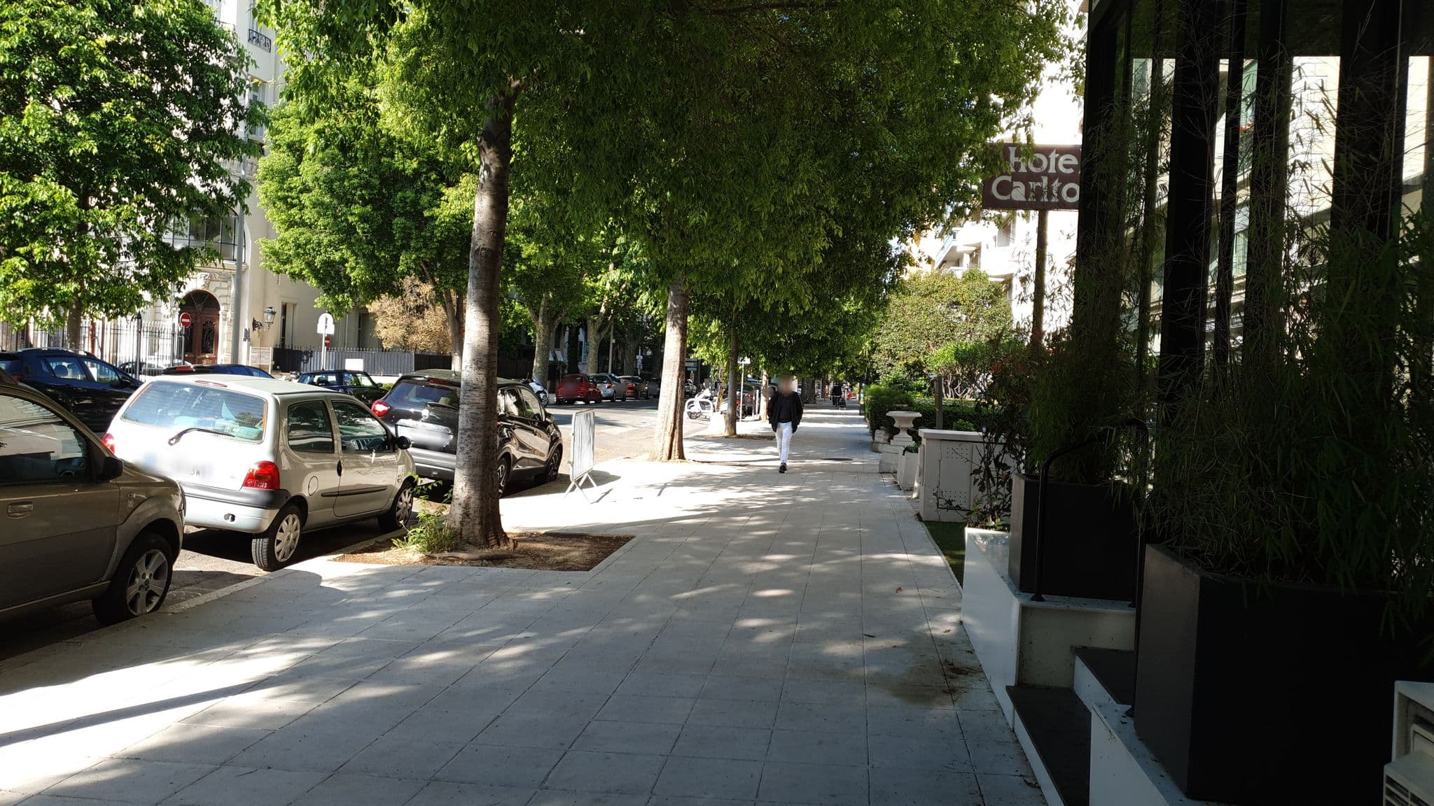 Street view near Carlton, Jean-Médecin — © flox (CC BY-SA · Mapillary)