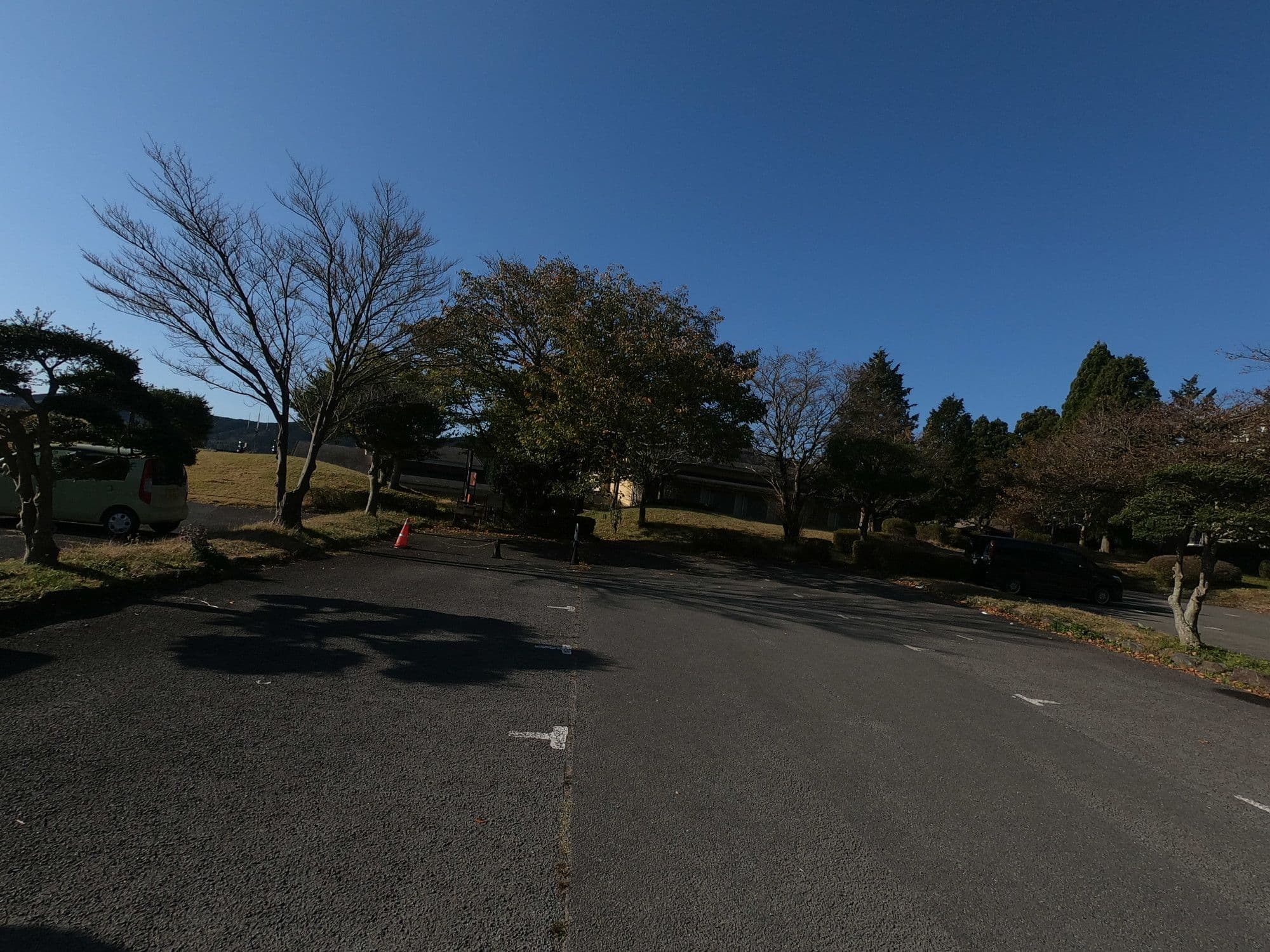 Street view near 箱根園レイクサイドアネックス, Hakone — © 24dakenlo (CC BY-SA · Mapillary)