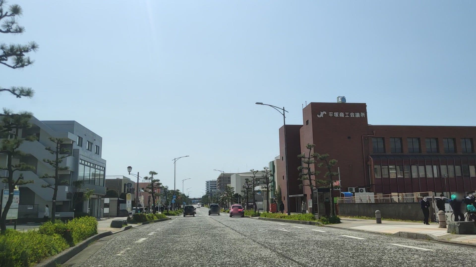 Street view near やまいち旅館, Hiratsuka — © drivephotograph (CC BY-SA · Mapillary)