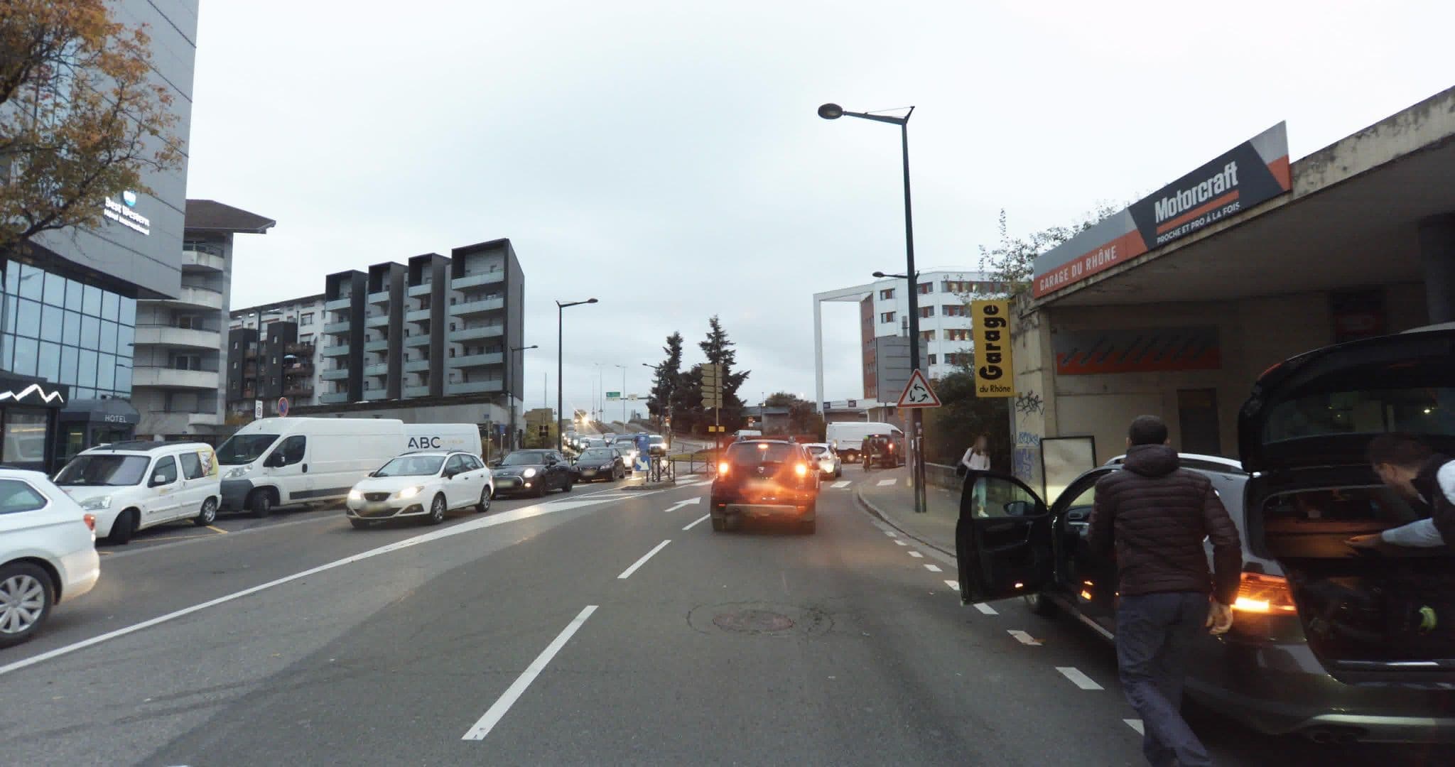 Street view near Moxy, Cran-Gevrier — © sogefi (CC BY-SA · Mapillary)