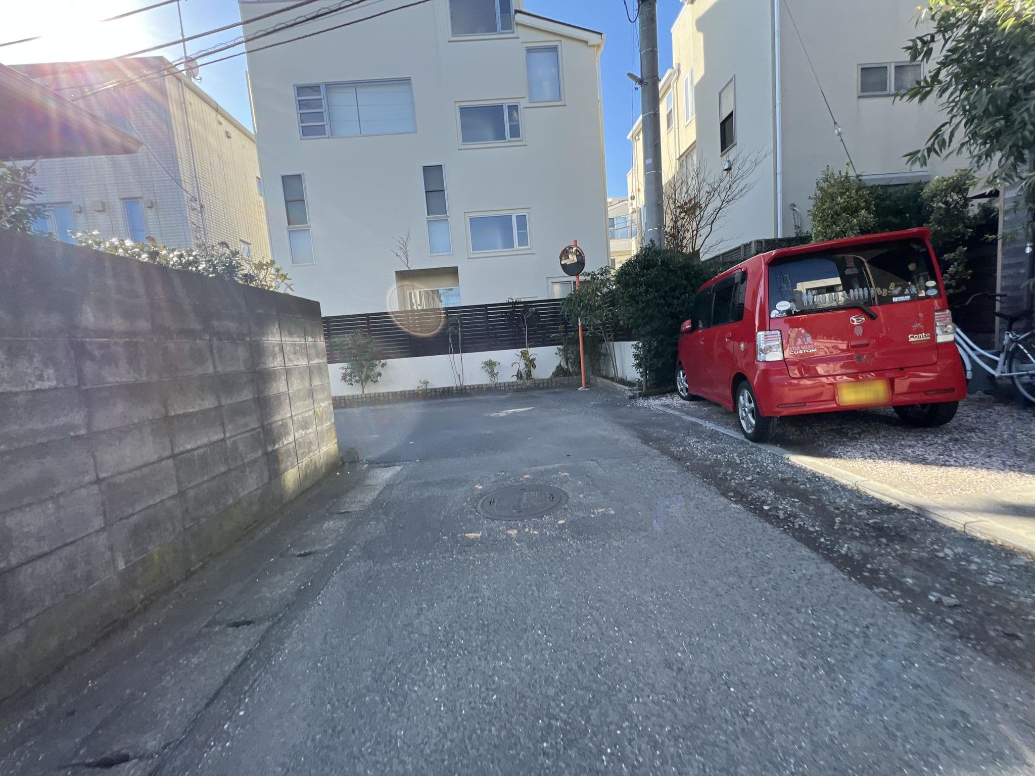 Street view near プラージュ由比ヶ浜, Kamakura — © shogohirasawa (CC BY-SA · Mapillary)