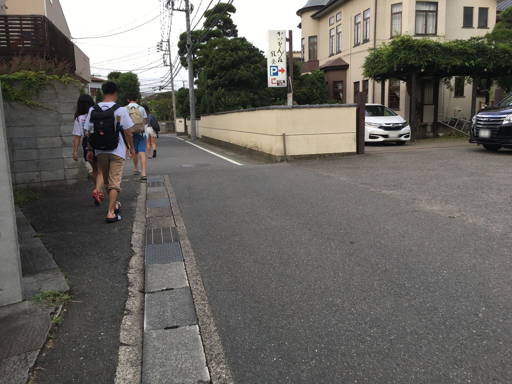 Street view near かいひん荘 鎌倉(Ryokan Kaihinso), Kamakura — © juanlacueva (CC BY-SA · Mapillary)