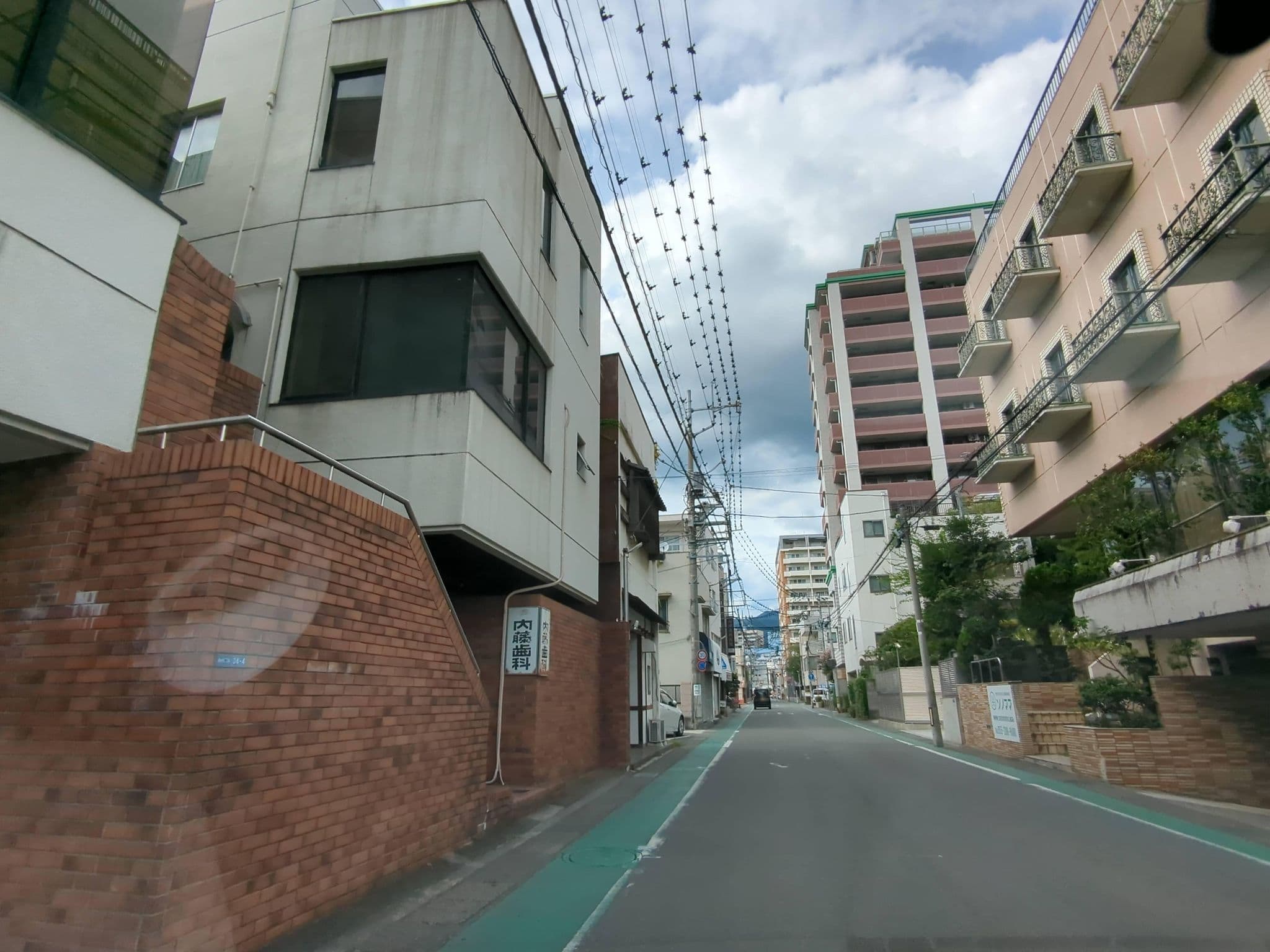 Street view near ビジネスホテルあずま, Kofu — © gc27 (CC BY-SA · Mapillary)
